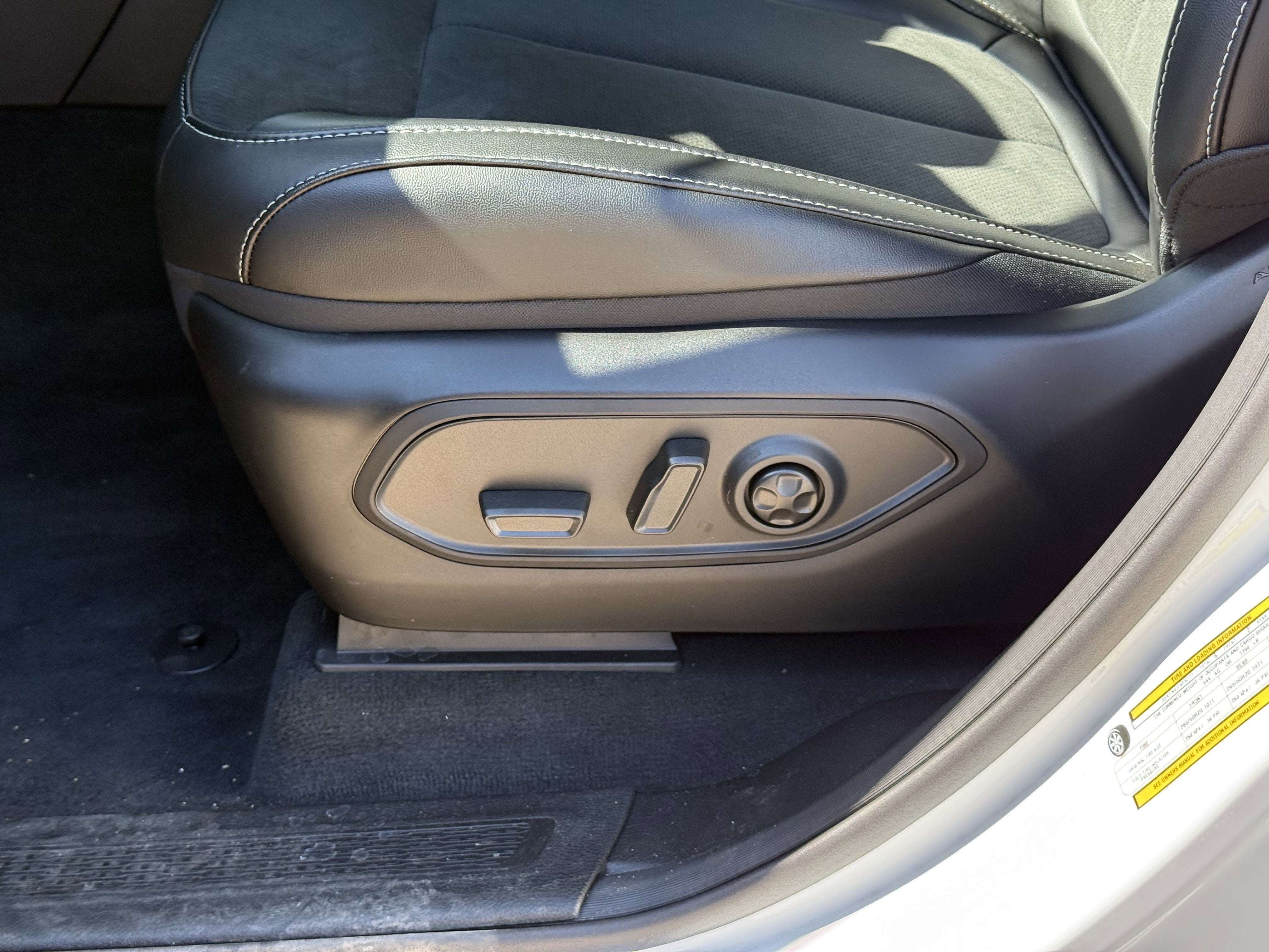 2025 Jeep Grand Cherokee L GRAND CHEROKEE L ALTITUDE X 4X2