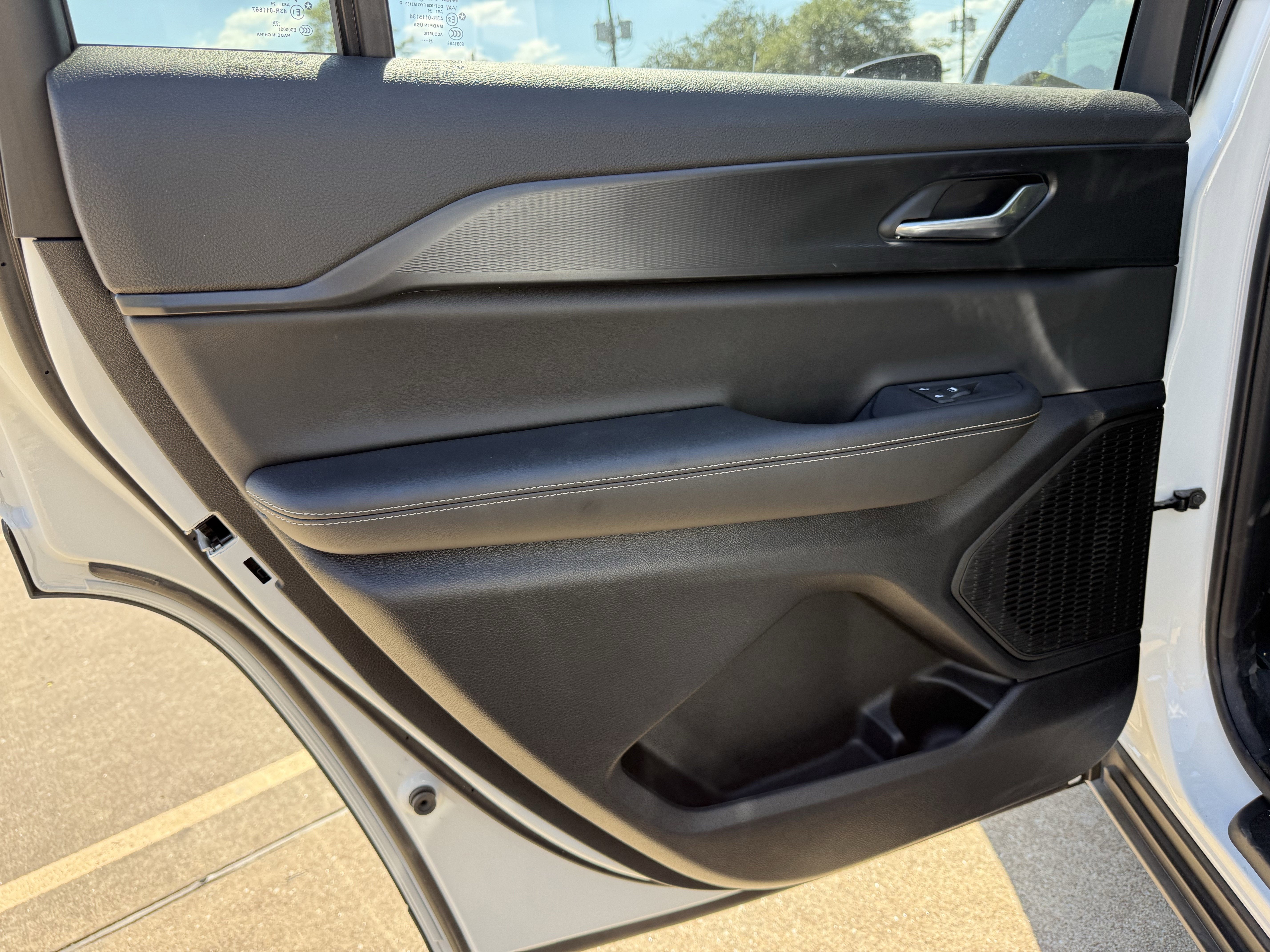 2025 Jeep Grand Cherokee L GRAND CHEROKEE L ALTITUDE X 4X2