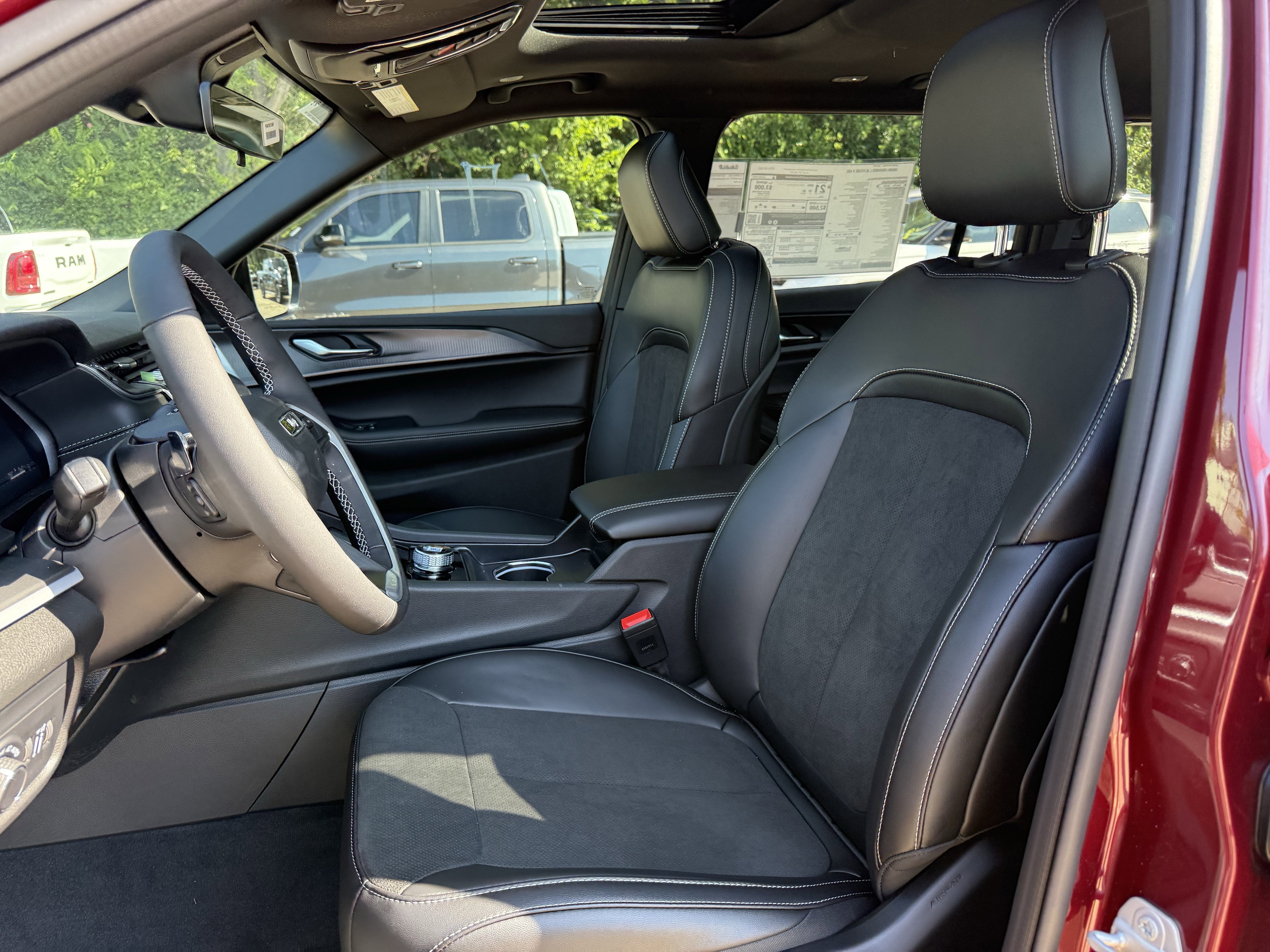 2025 Jeep Grand Cherokee L GRAND CHEROKEE L ALTITUDE X 4X2