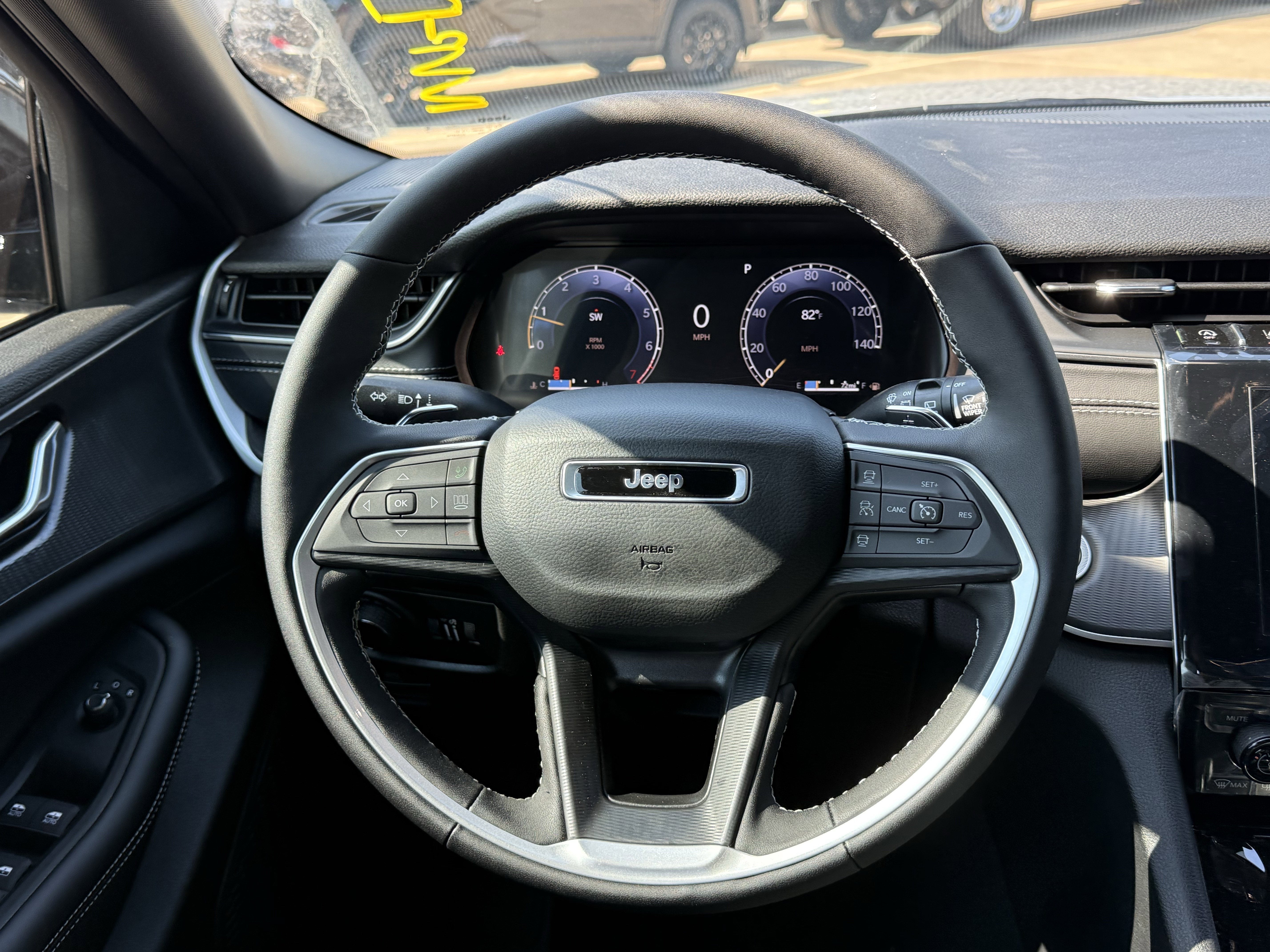 2025 Jeep Grand Cherokee L GRAND CHEROKEE L ALTITUDE X 4X2