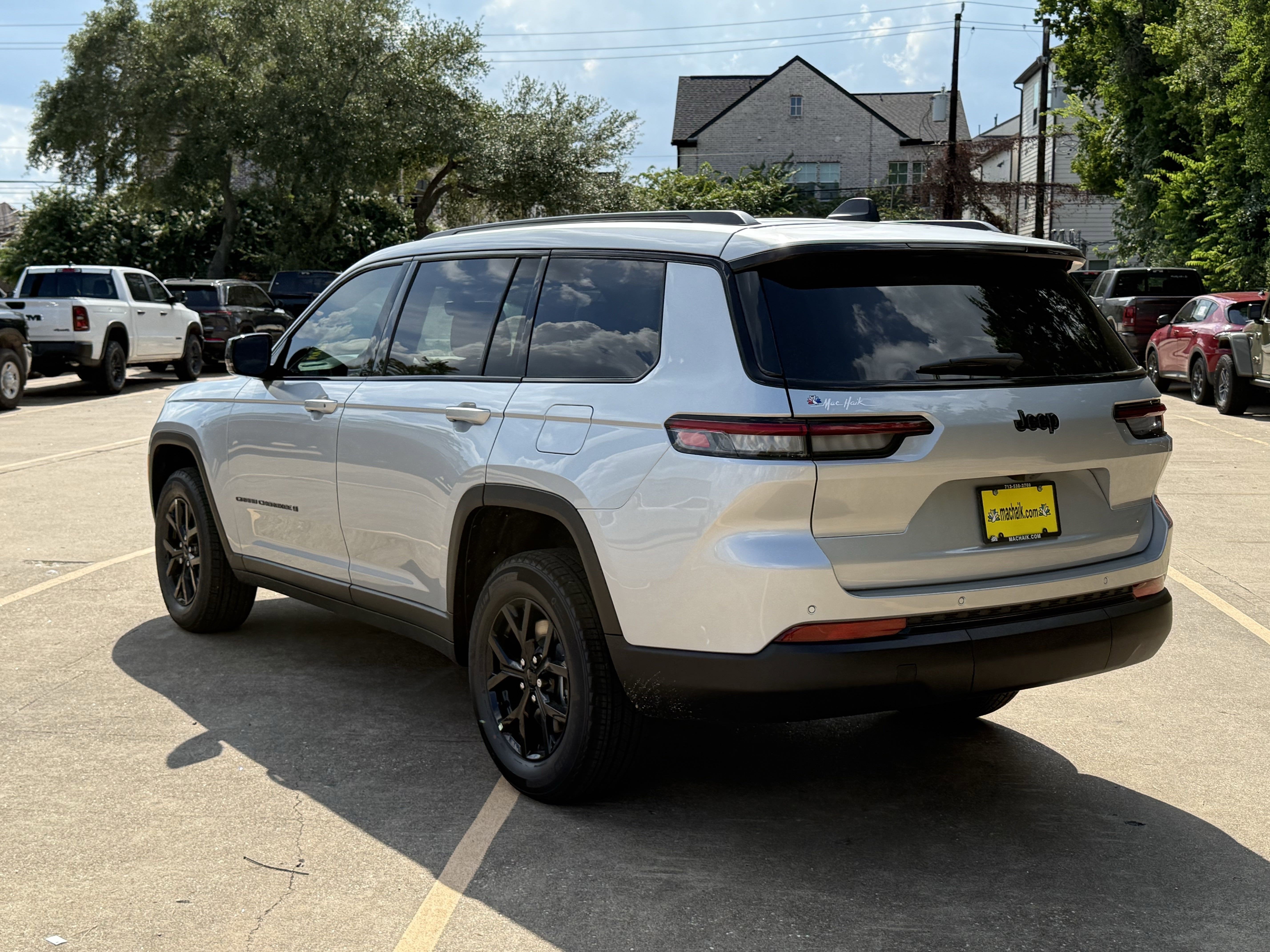 2025 Jeep Grand Cherokee L GRAND CHEROKEE L ALTITUDE X 4X2