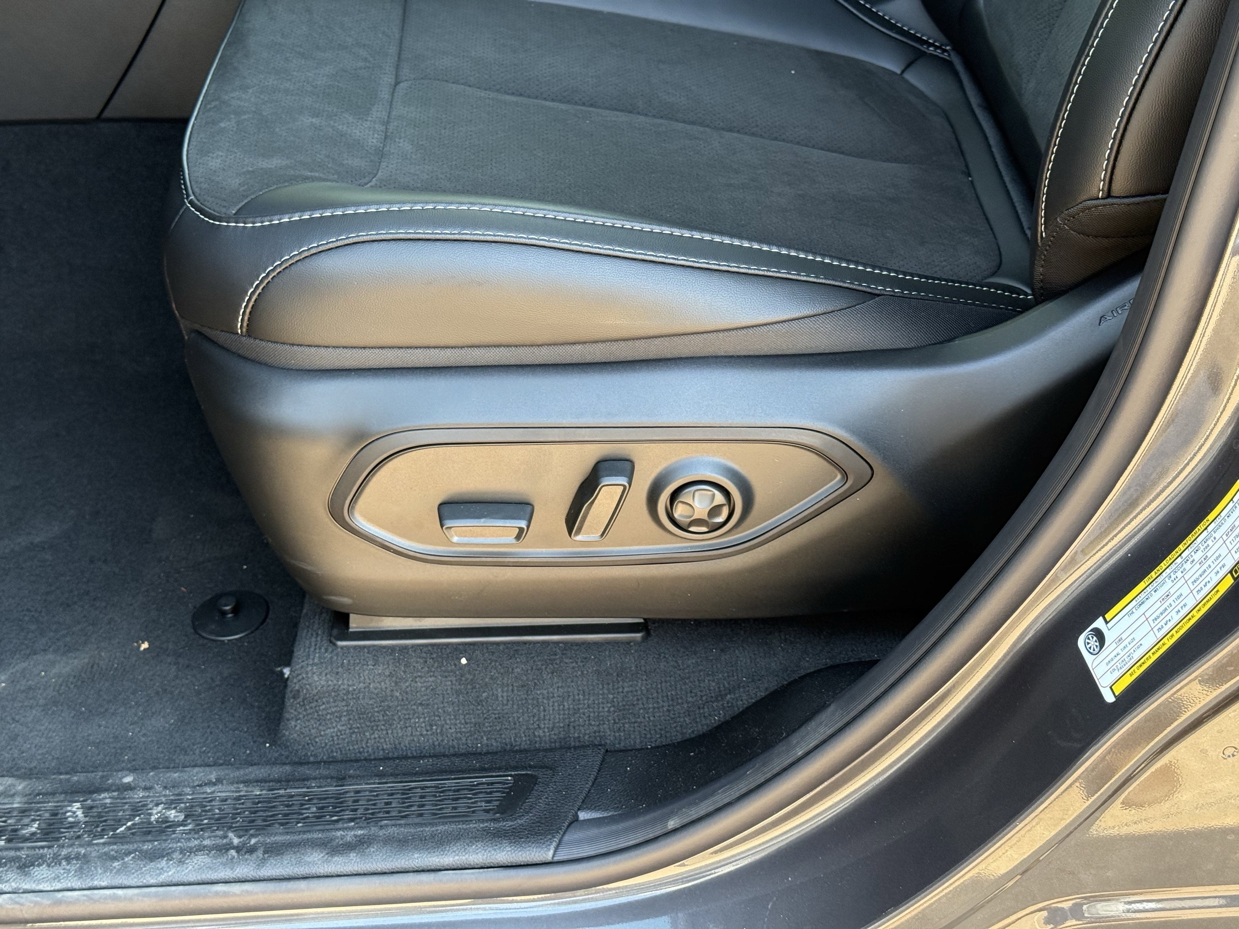 2025 Jeep Grand Cherokee L GRAND CHEROKEE L ALTITUDE X 4X2