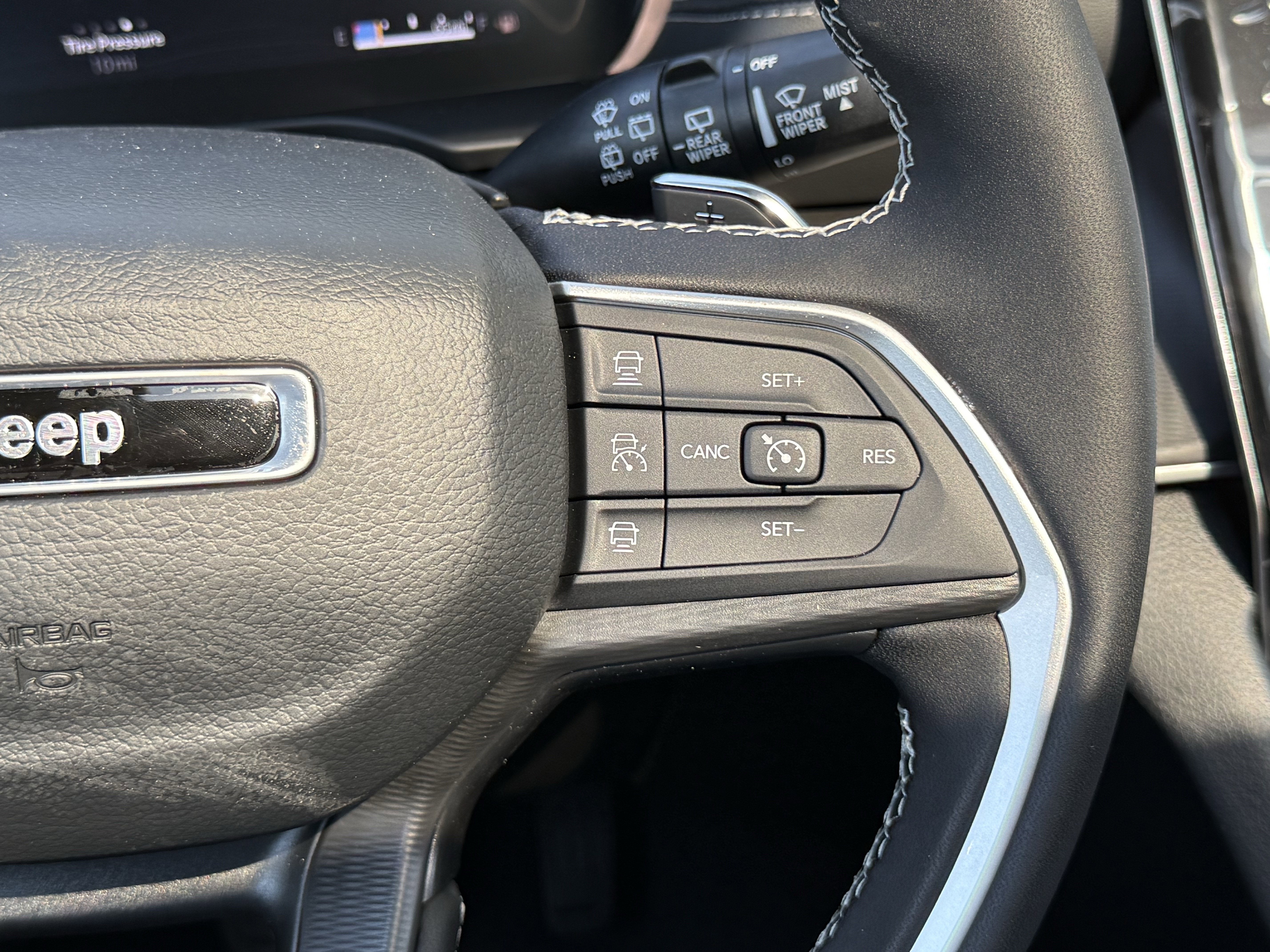 2025 Jeep Grand Cherokee L GRAND CHEROKEE L ALTITUDE X 4X2