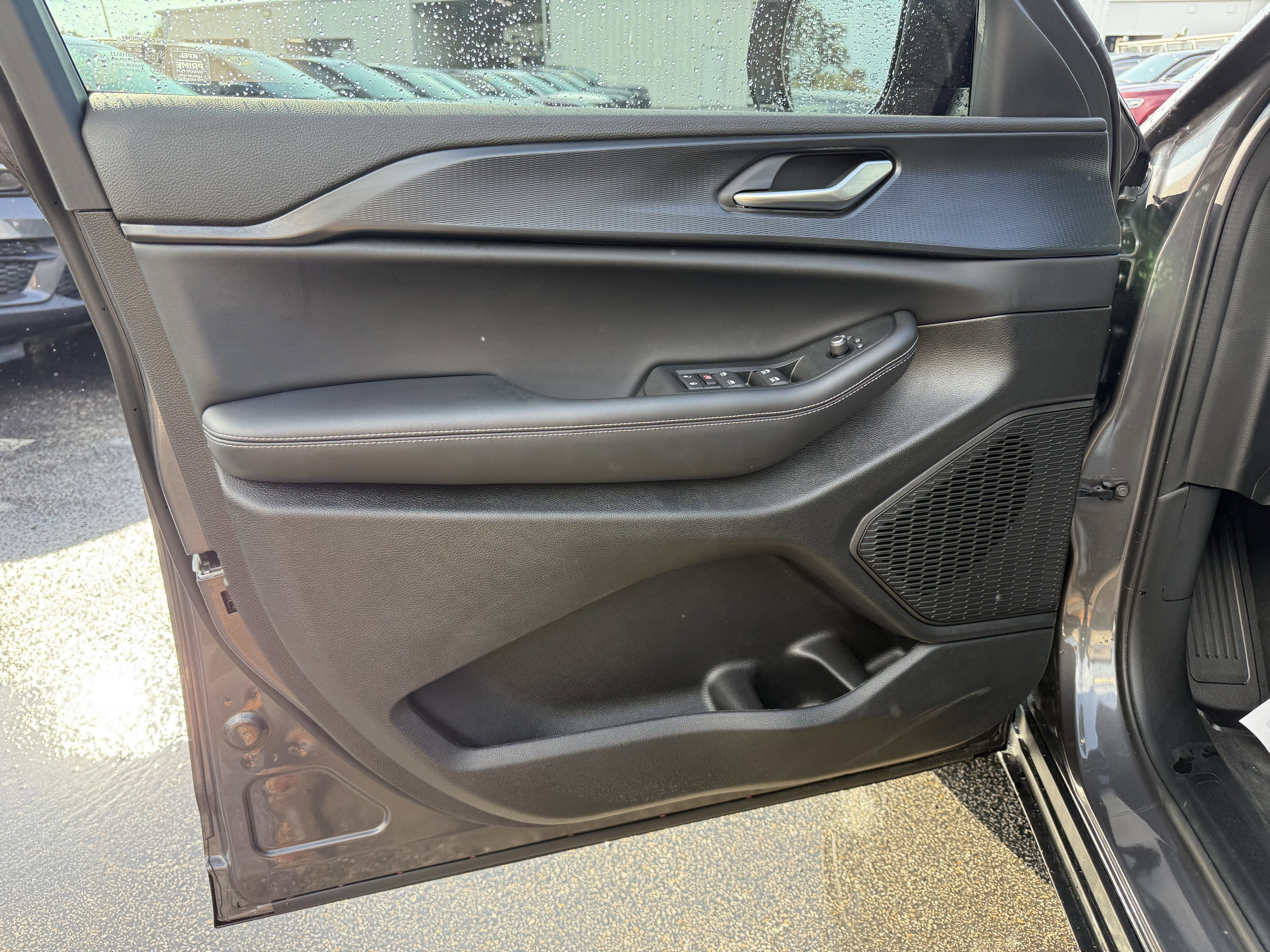 2025 Jeep Grand Cherokee L GRAND CHEROKEE L ALTITUDE X 4X2