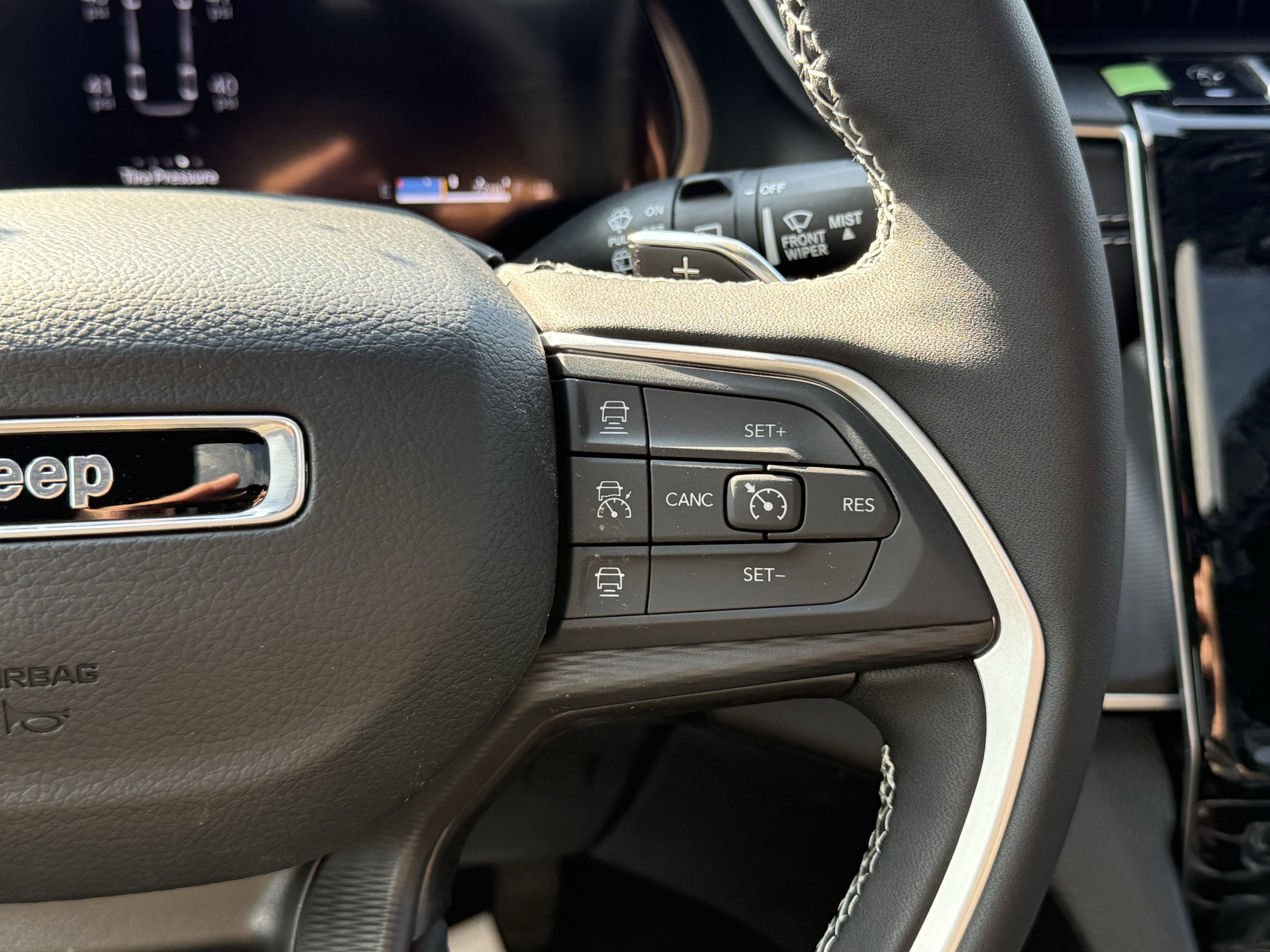 2025 Jeep Grand Cherokee L GRAND CHEROKEE L ALTITUDE X 4X2