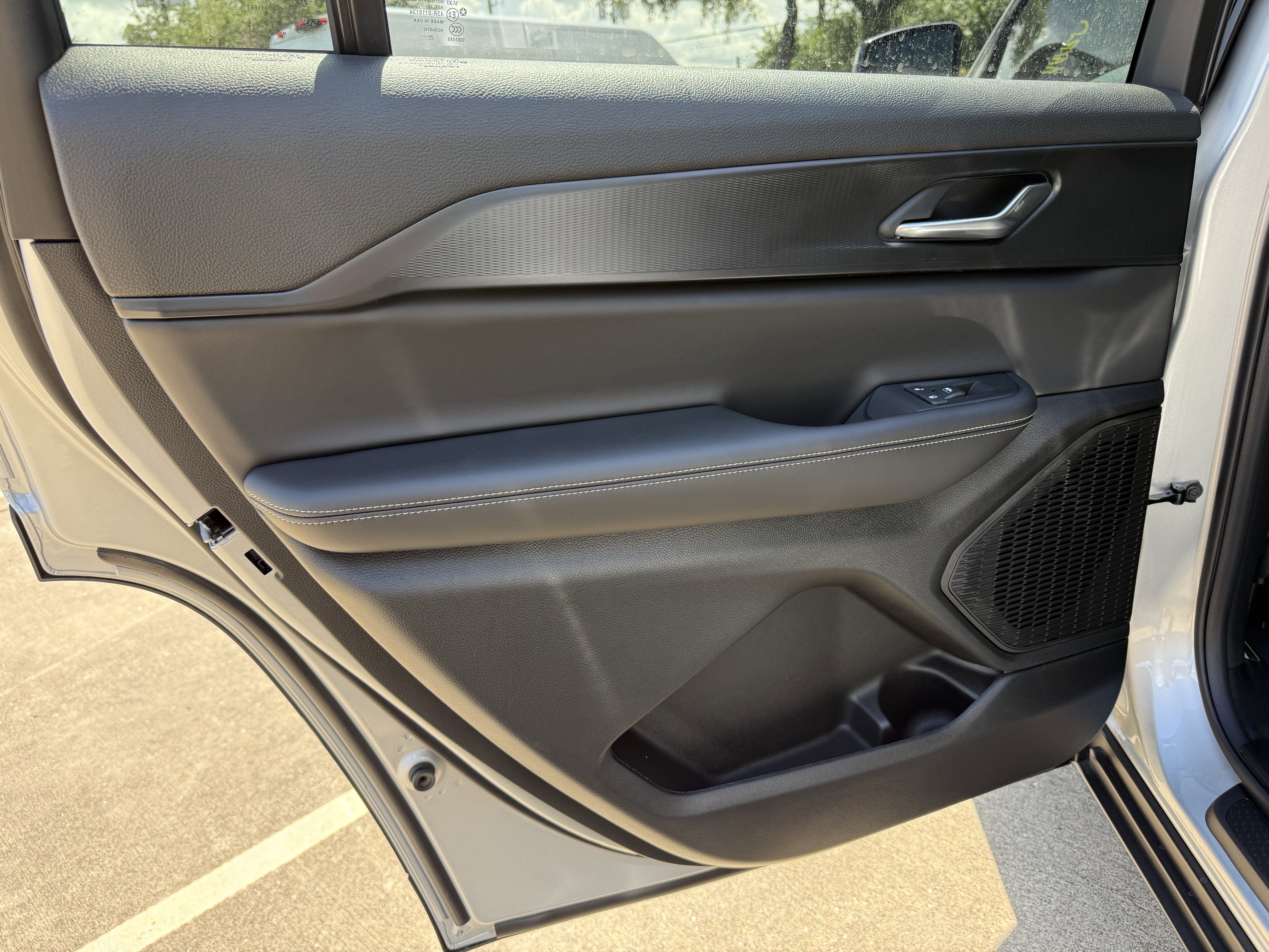 2025 Jeep Grand Cherokee L GRAND CHEROKEE L ALTITUDE X 4X2