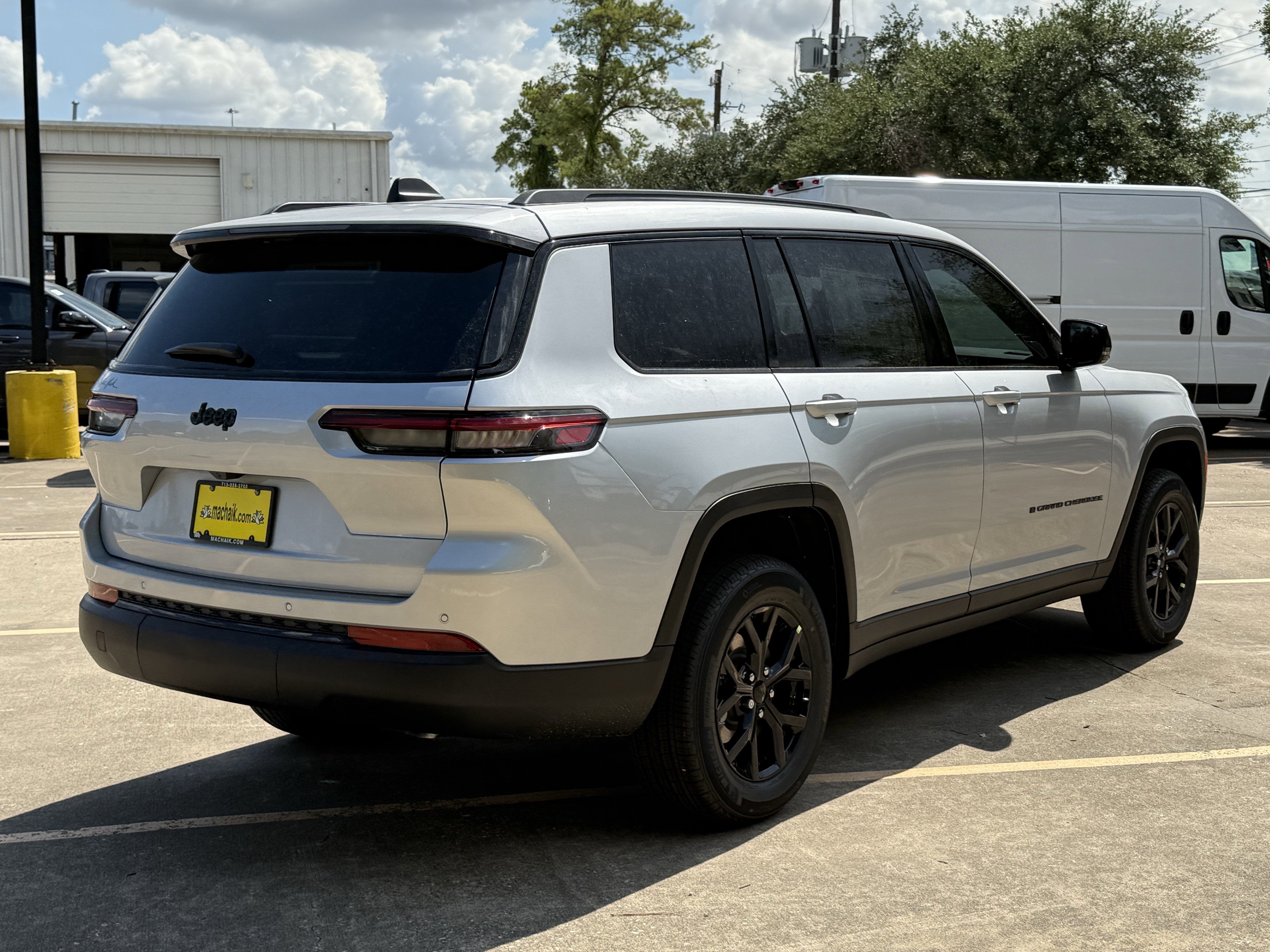 2025 Jeep Grand Cherokee L GRAND CHEROKEE L ALTITUDE X 4X2