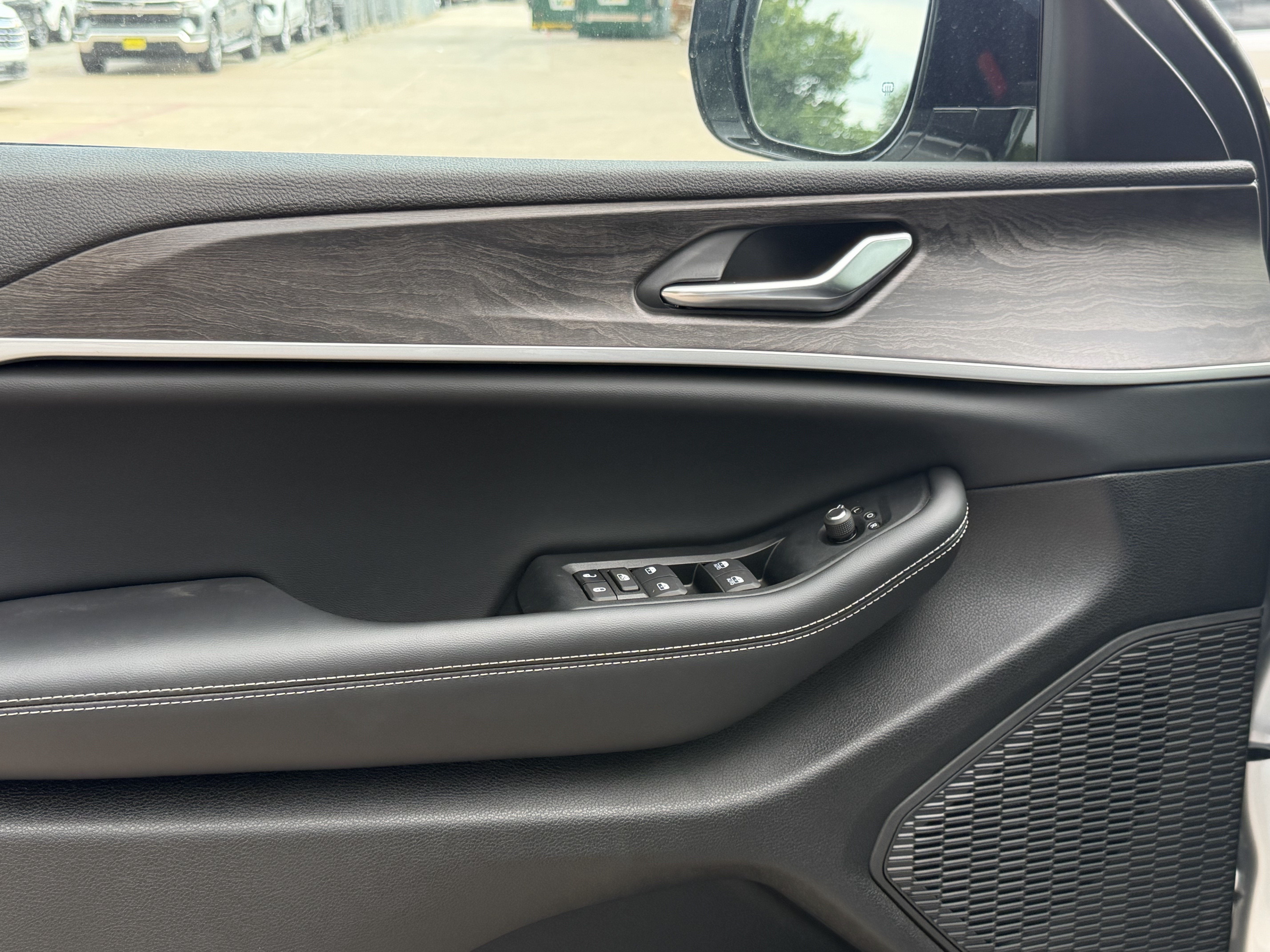 2026 Jeep Grand Cherokee L Laredo Altitude
