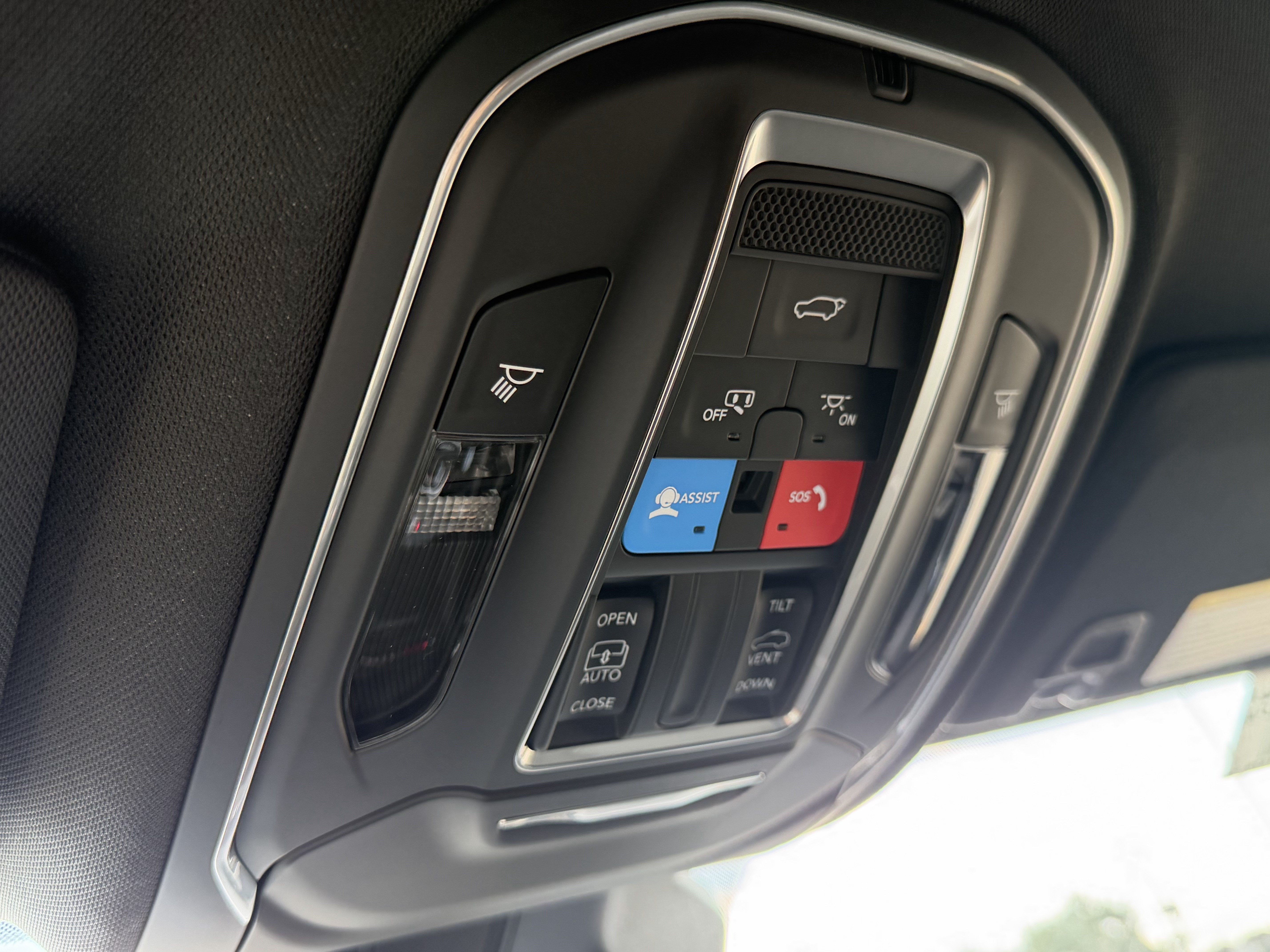 2026 Jeep Grand Cherokee L Laredo Altitude