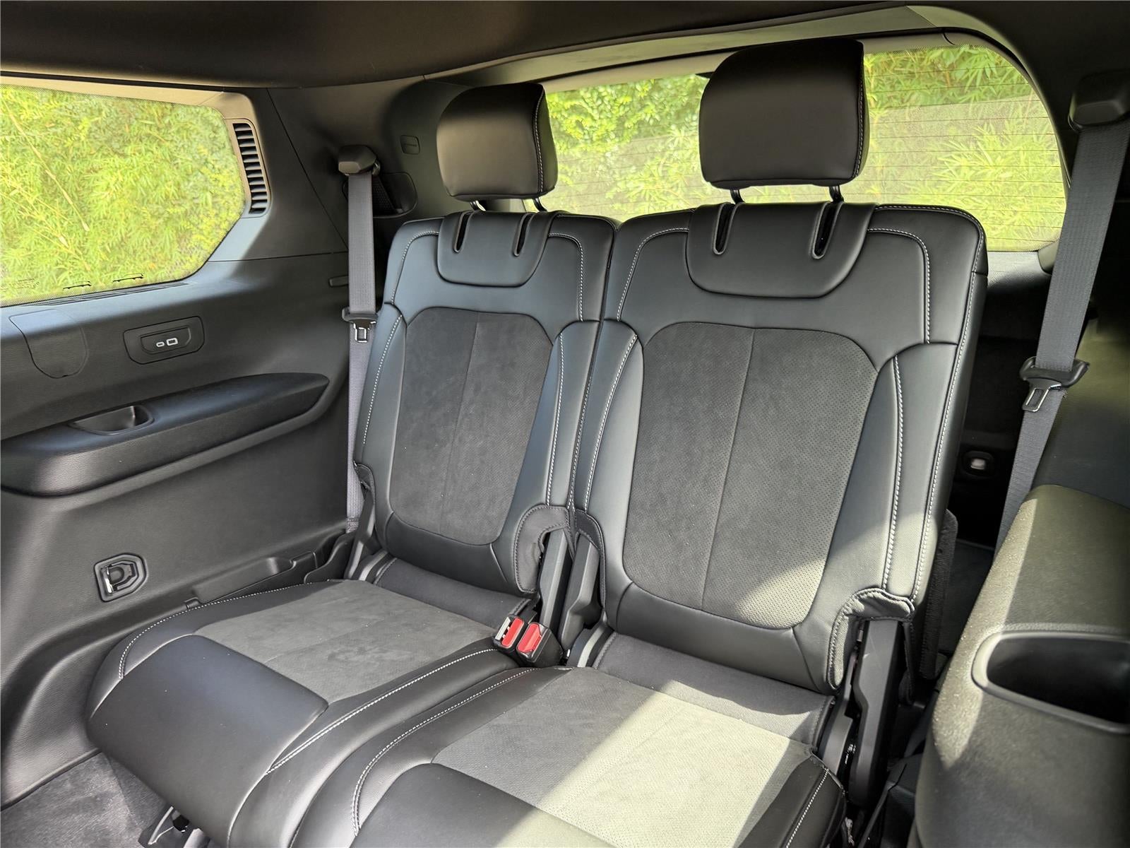 2026 Jeep Grand Cherokee L Laredo Altitude