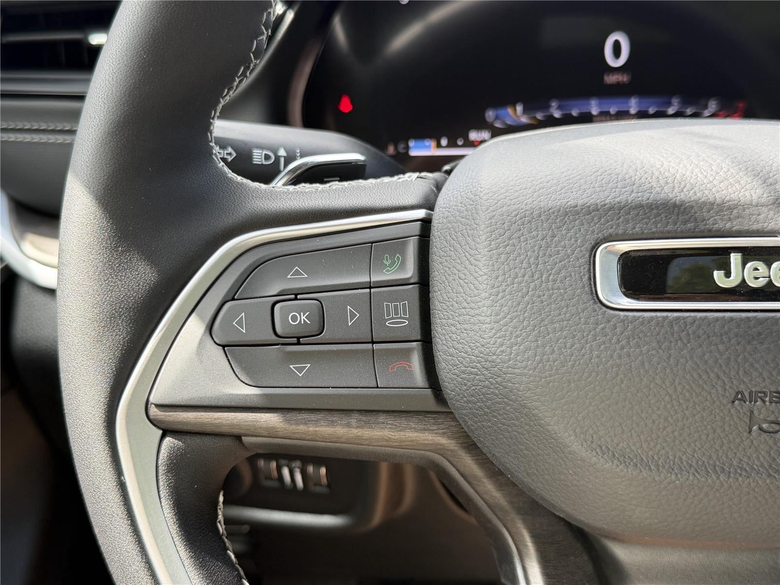 2026 Jeep Grand Cherokee L Laredo Altitude