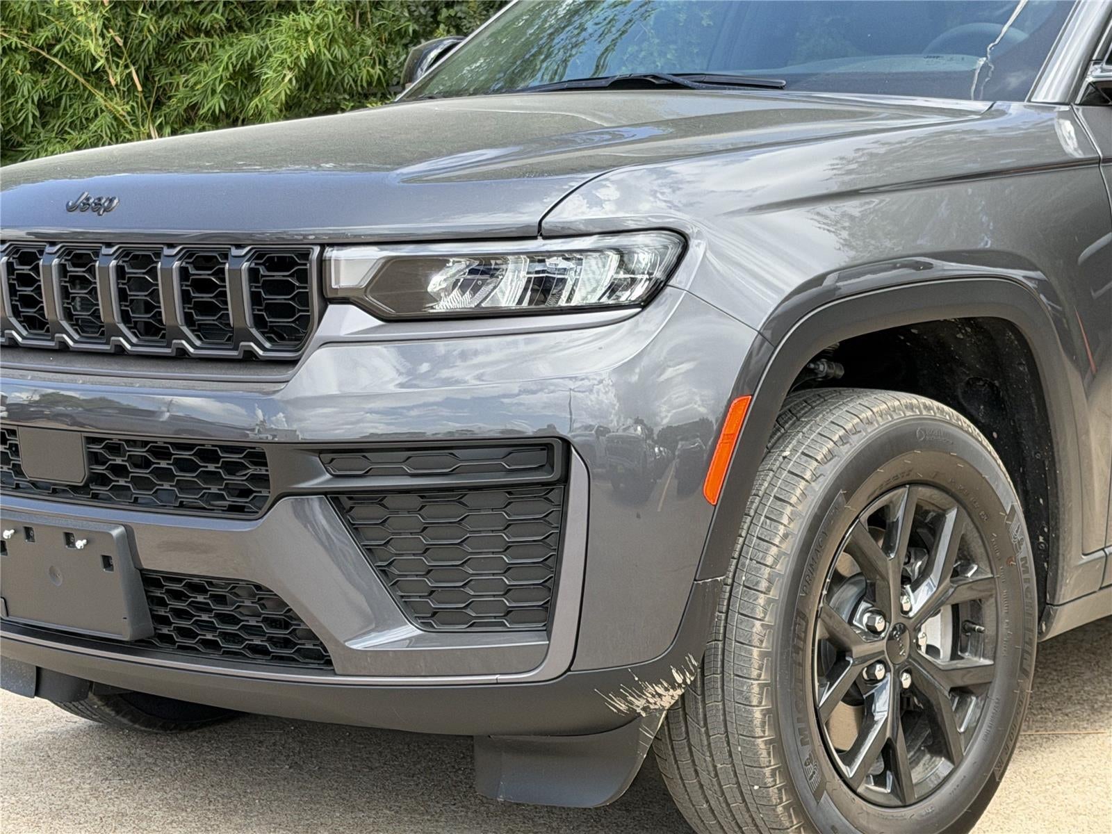 2026 Jeep Grand Cherokee L Laredo Altitude