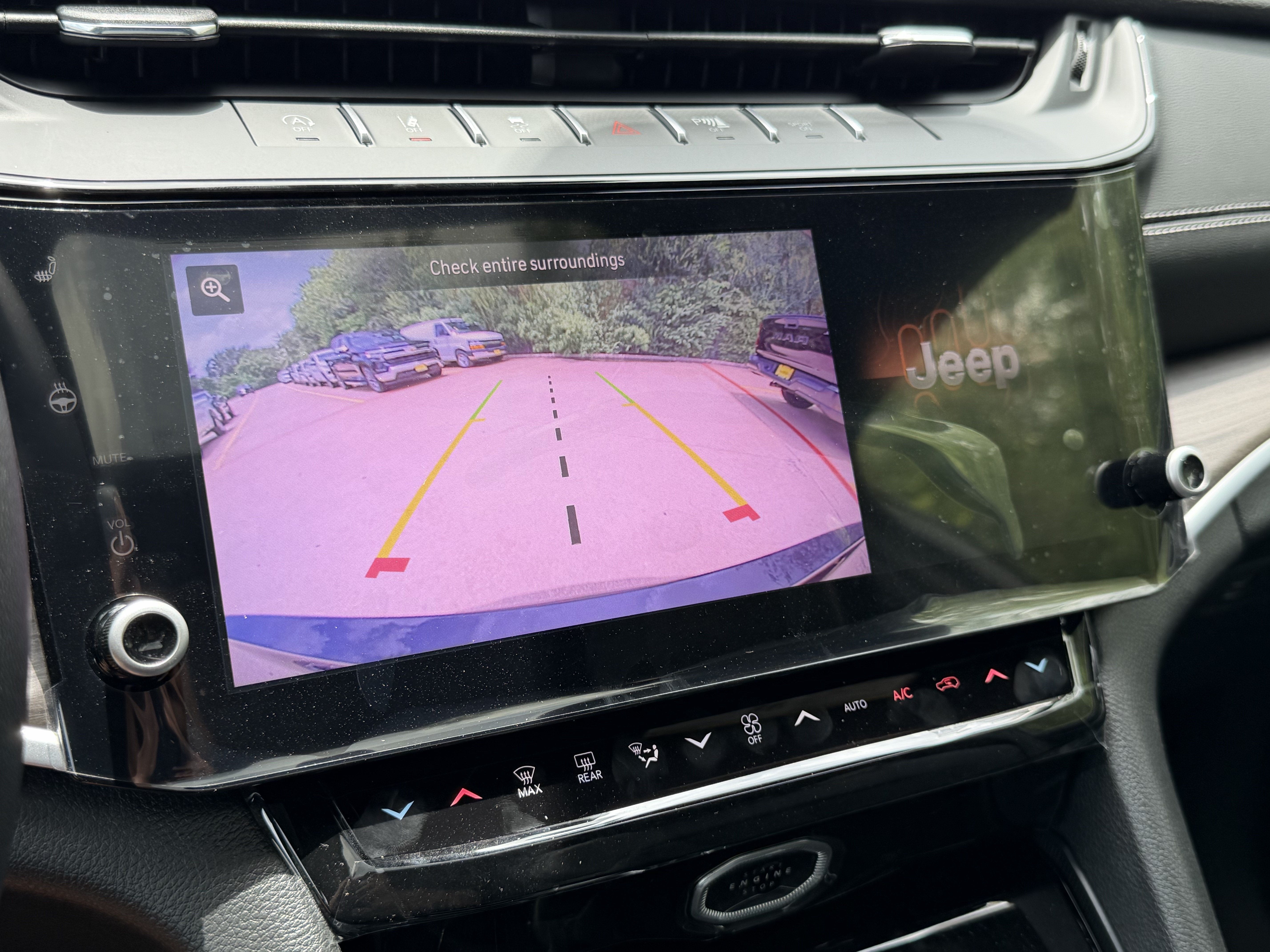 2026 Jeep Grand Cherokee L Laredo Altitude