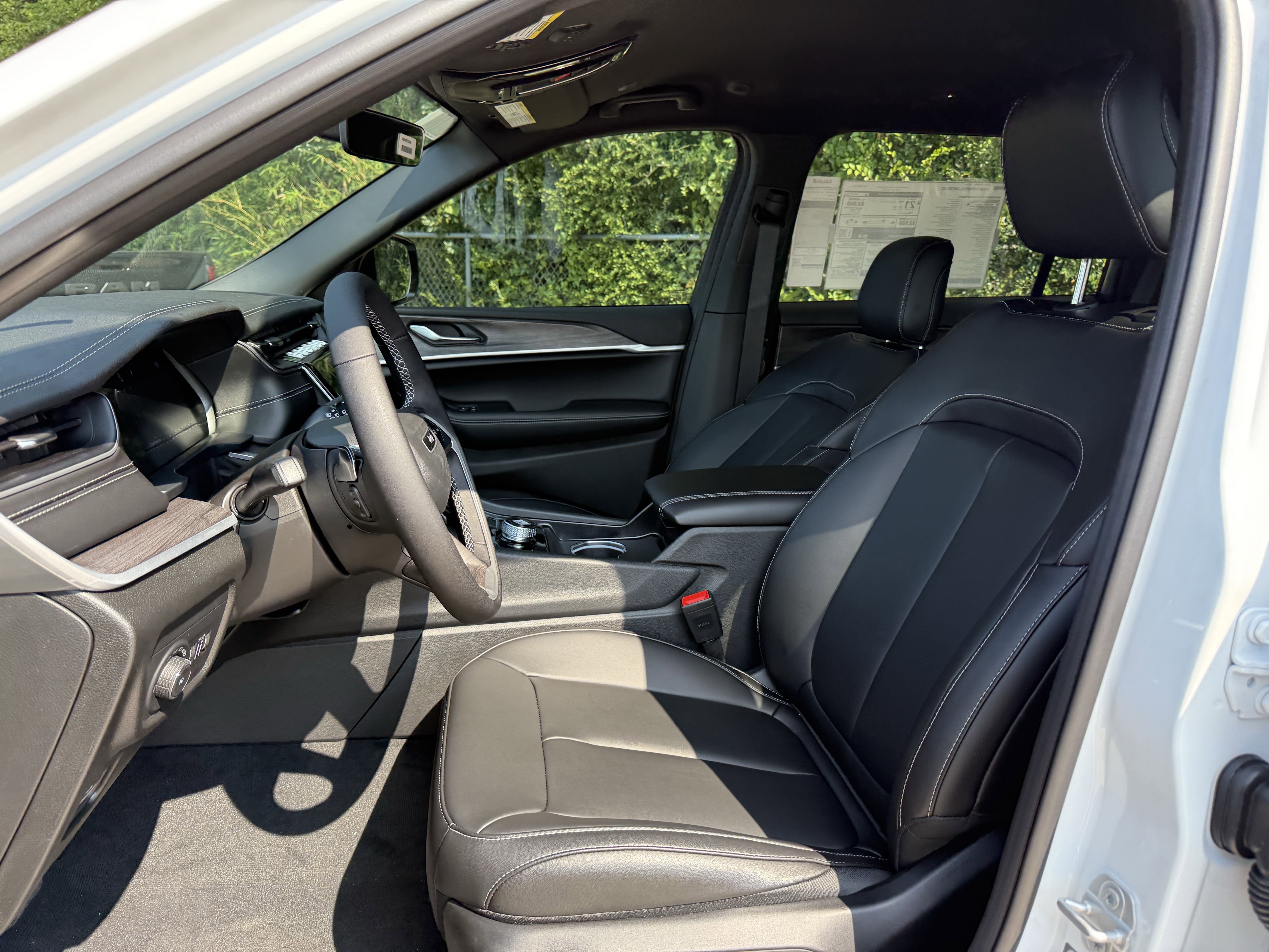 2025 Jeep Grand Cherokee L GRAND CHEROKEE L LIMITED 4X2