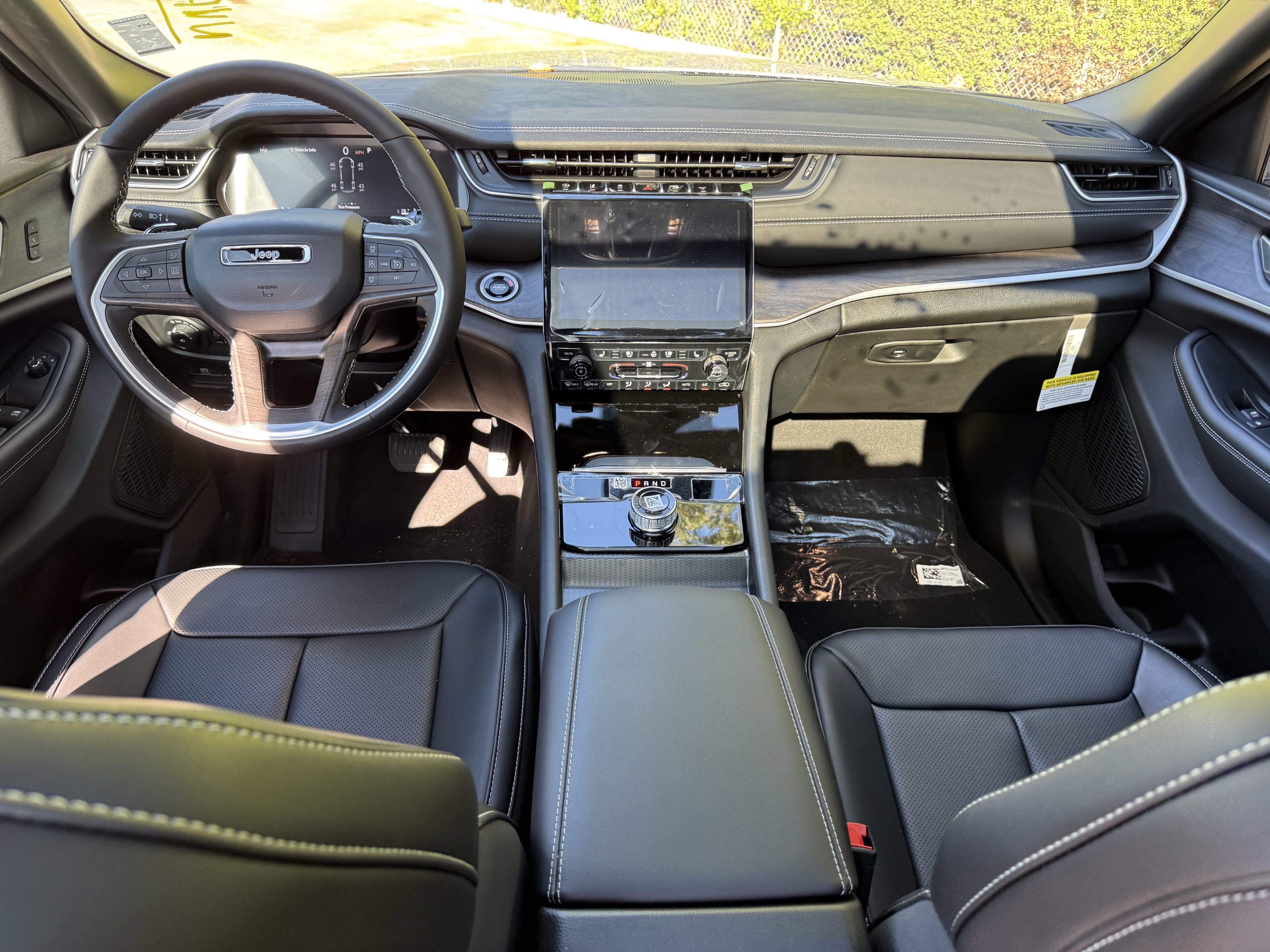 2025 Jeep Grand Cherokee L GRAND CHEROKEE L LIMITED 4X2