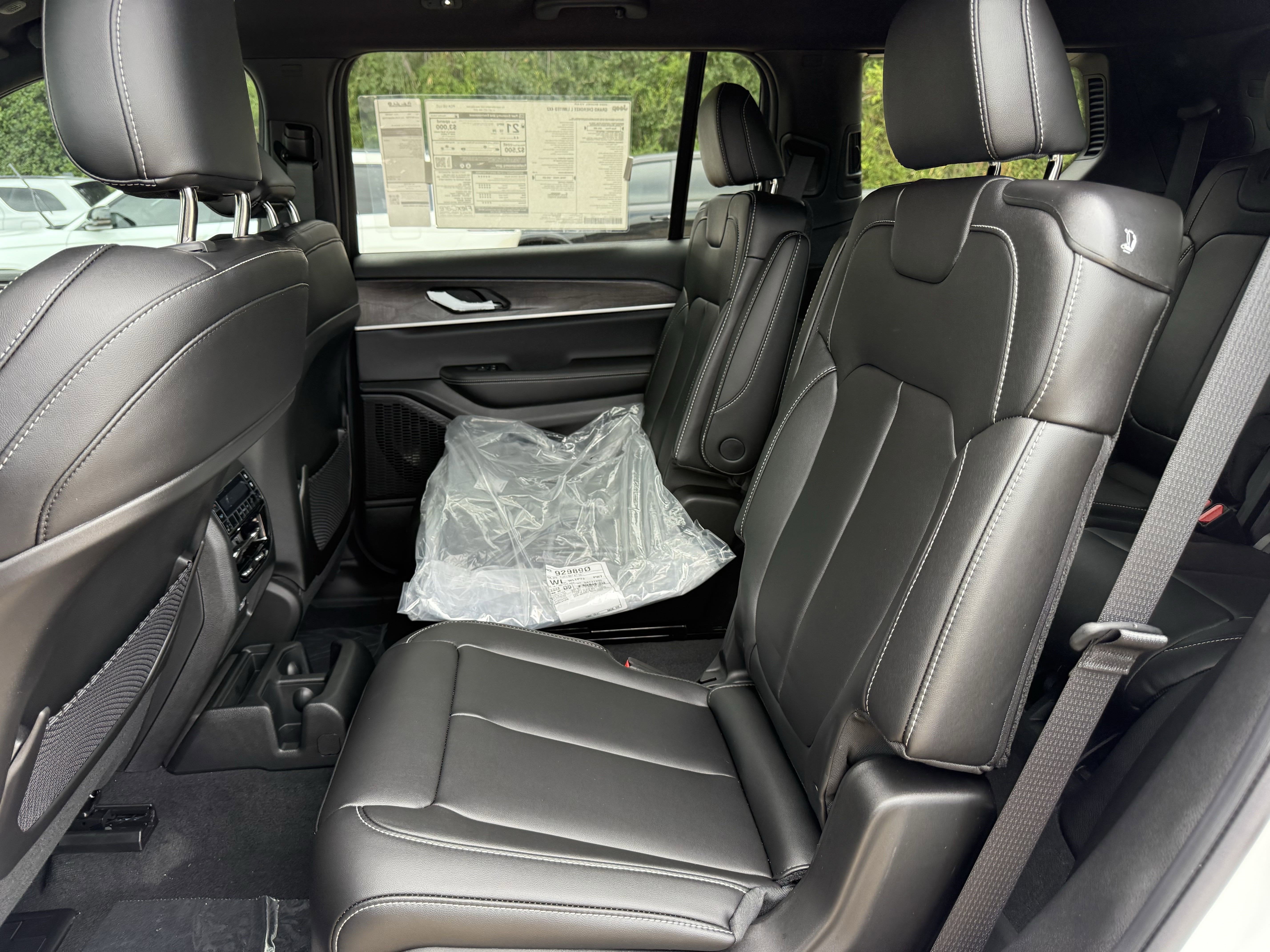 2025 Jeep Grand Cherokee L GRAND CHEROKEE L LIMITED 4X2