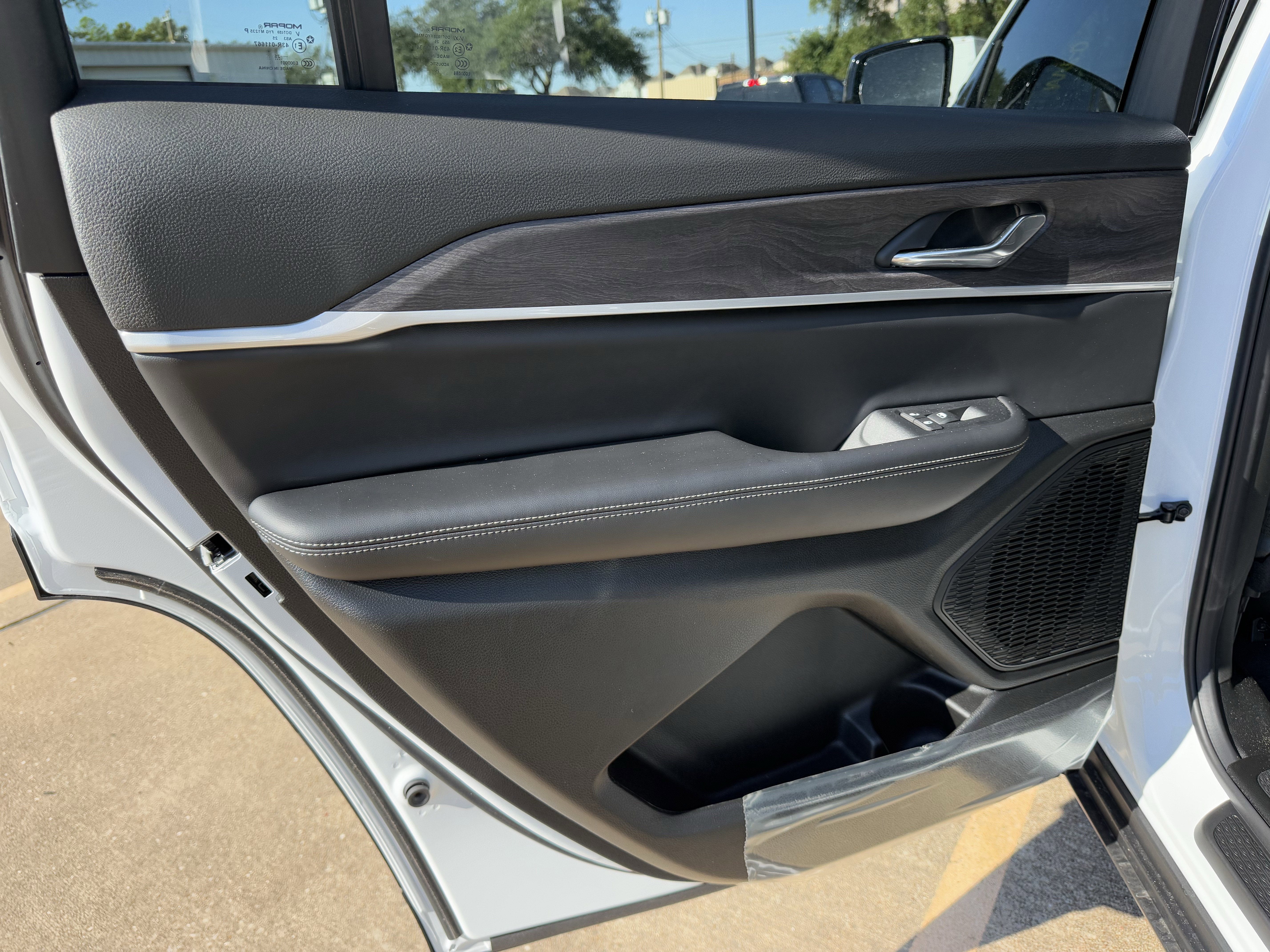 2025 Jeep Grand Cherokee L GRAND CHEROKEE L LIMITED 4X2