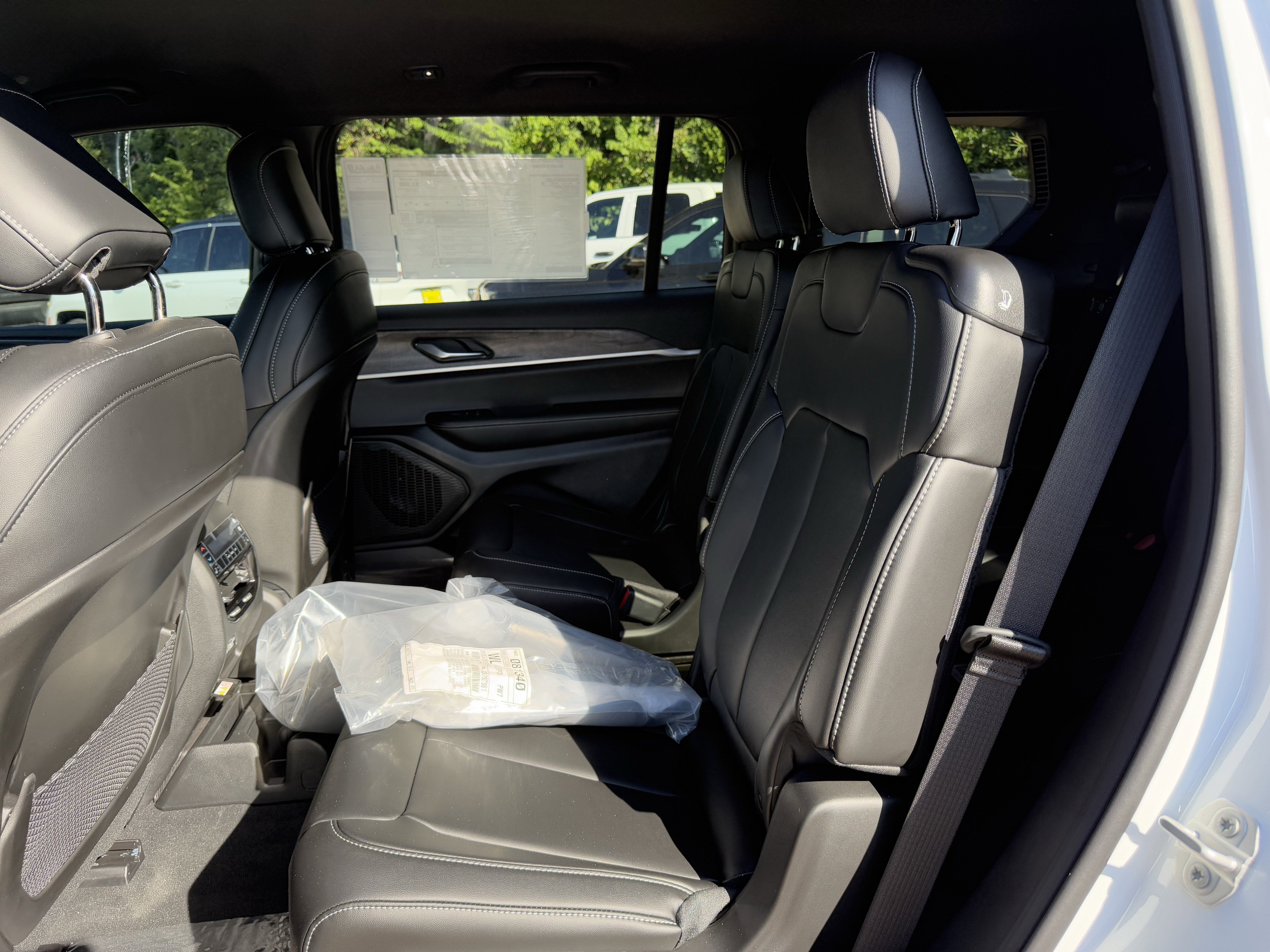 2025 Jeep Grand Cherokee L GRAND CHEROKEE L LIMITED 4X2