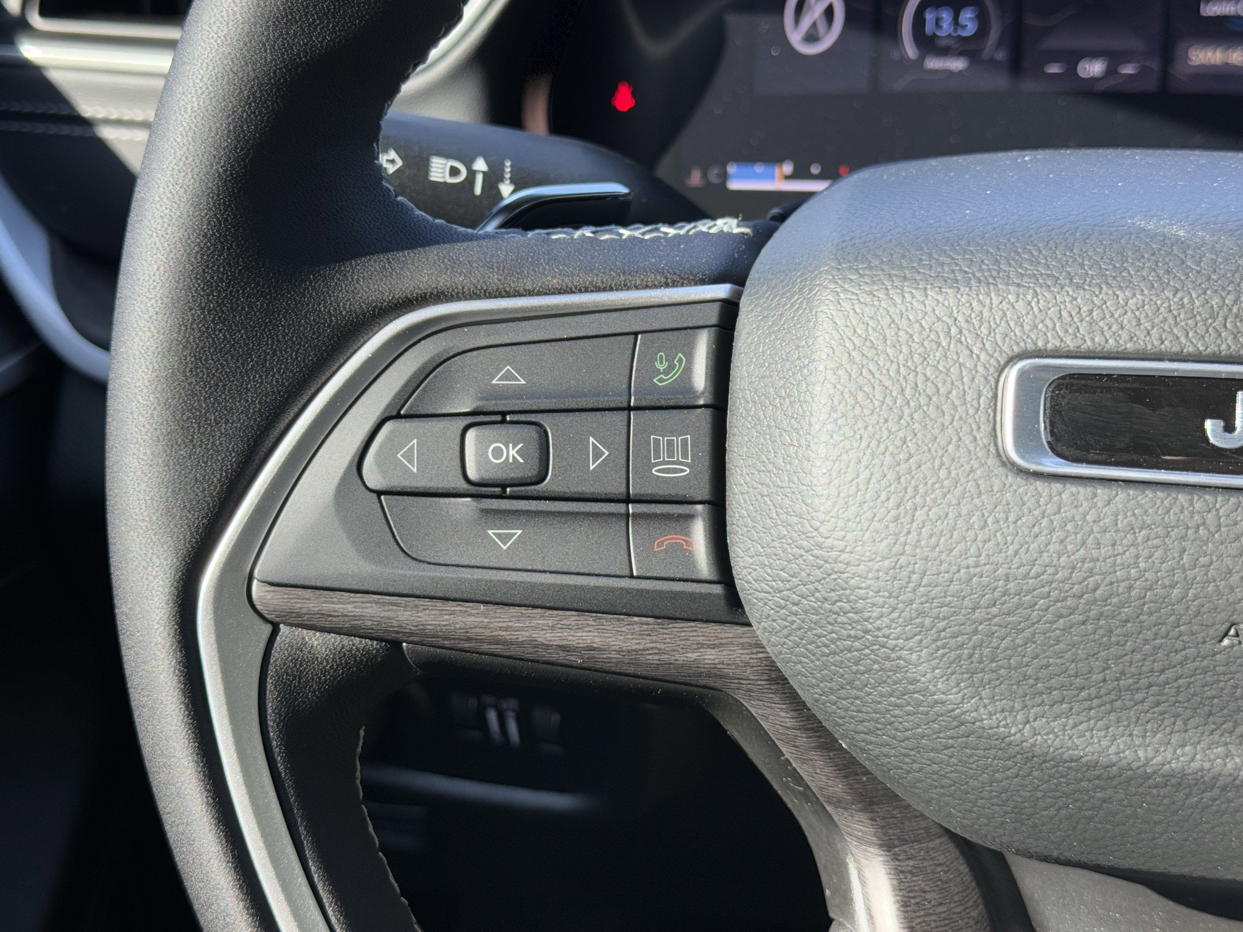 2025 Jeep Grand Cherokee L GRAND CHEROKEE L LIMITED 4X2