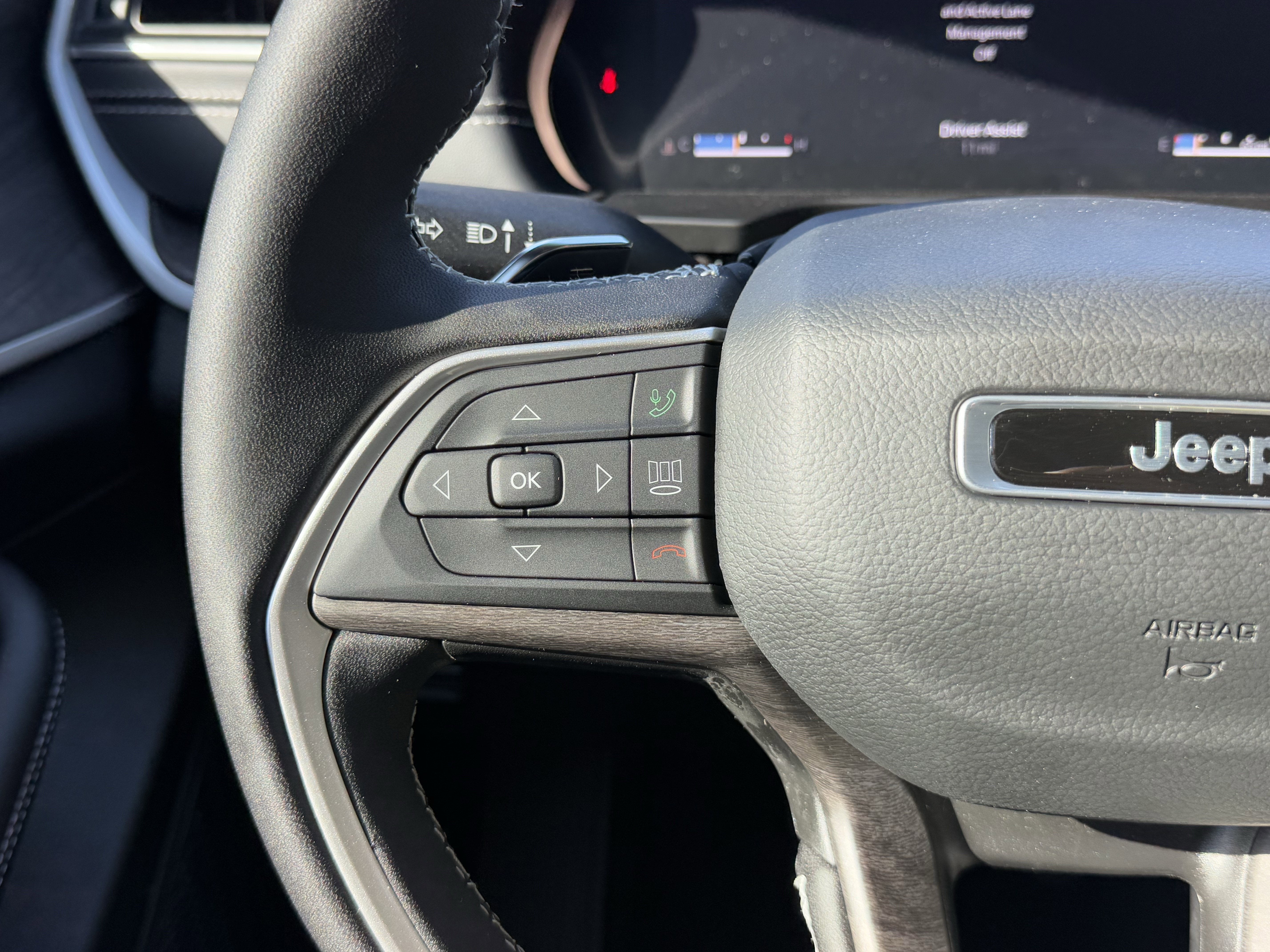 2025 Jeep Grand Cherokee L GRAND CHEROKEE L LIMITED 4X2