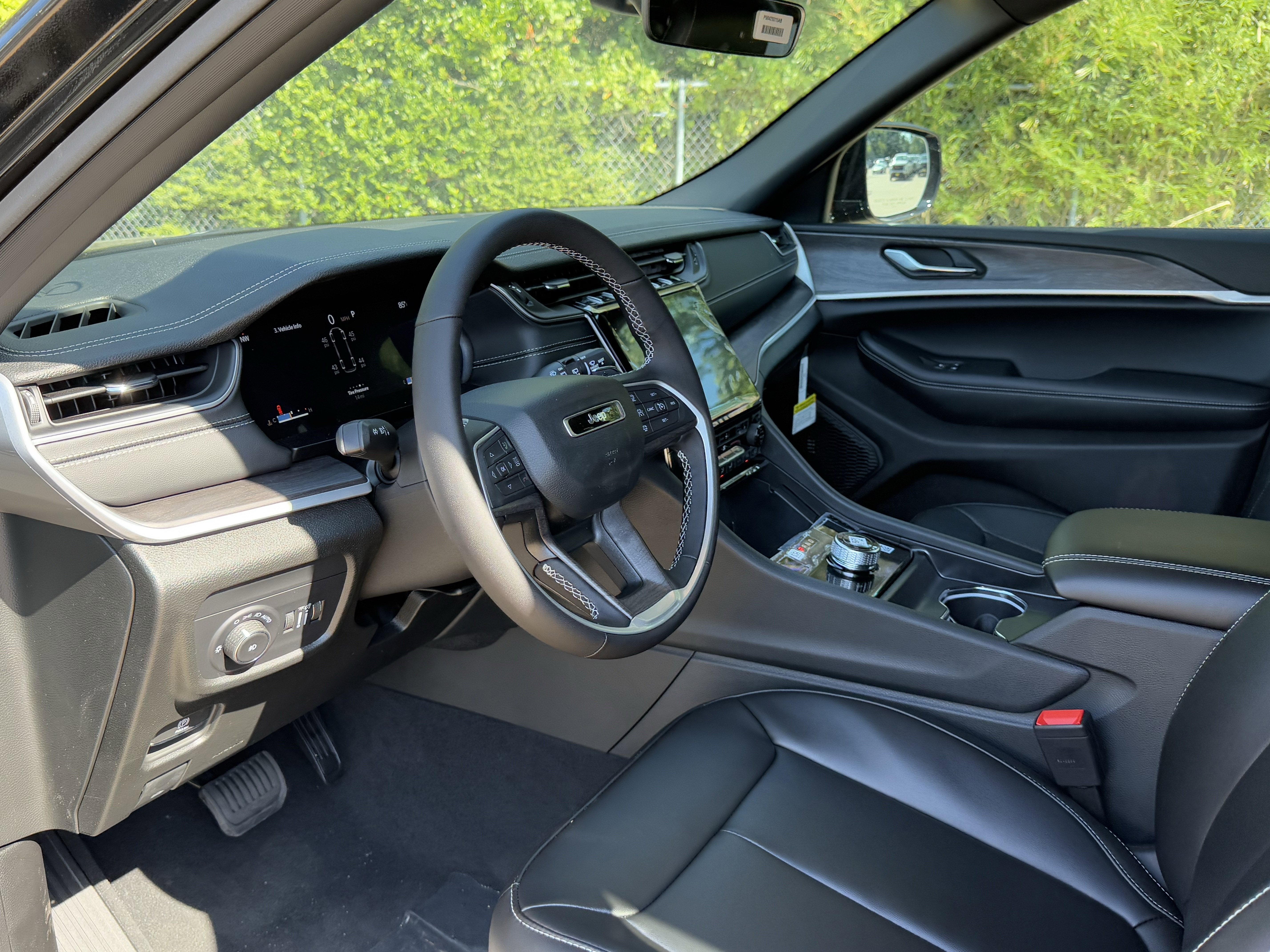 2025 Jeep Grand Cherokee L GRAND CHEROKEE L LIMITED 4X2