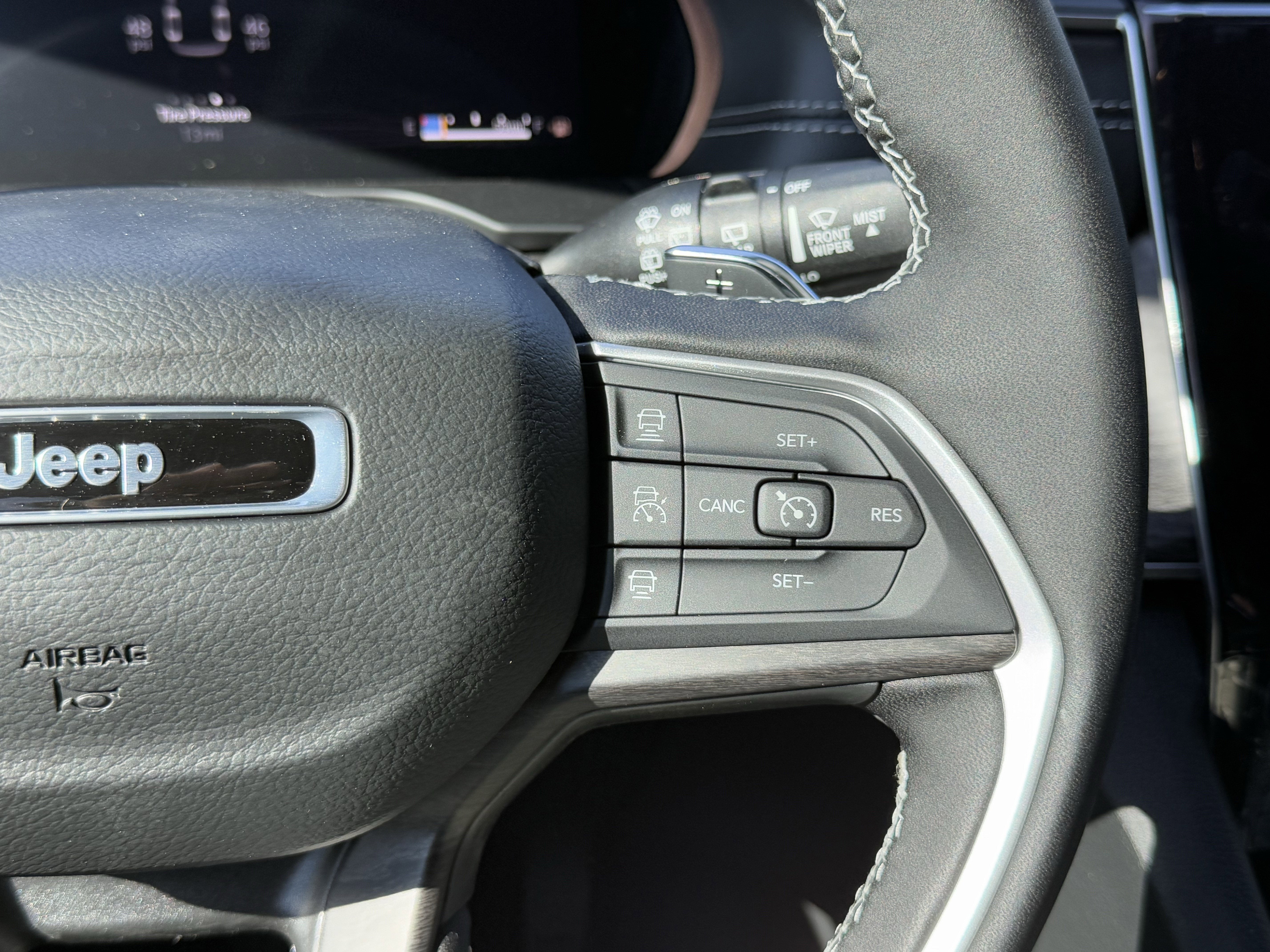 2025 Jeep Grand Cherokee L GRAND CHEROKEE L LIMITED 4X2