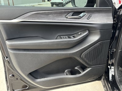 2025 Jeep Grand Cherokee L GRAND CHEROKEE L LIMITED 4X2