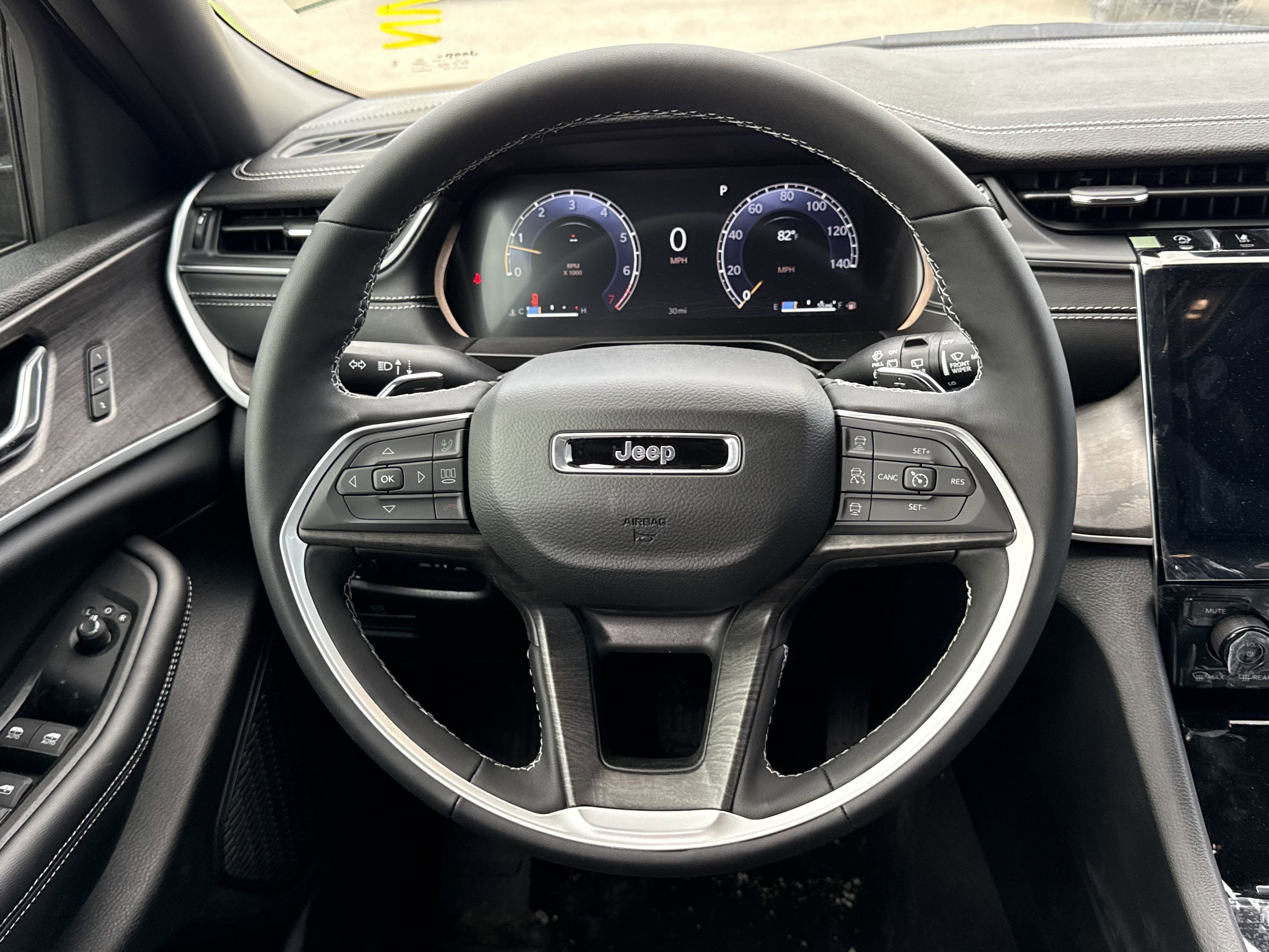 2025 Jeep Grand Cherokee L GRAND CHEROKEE L LIMITED 4X2