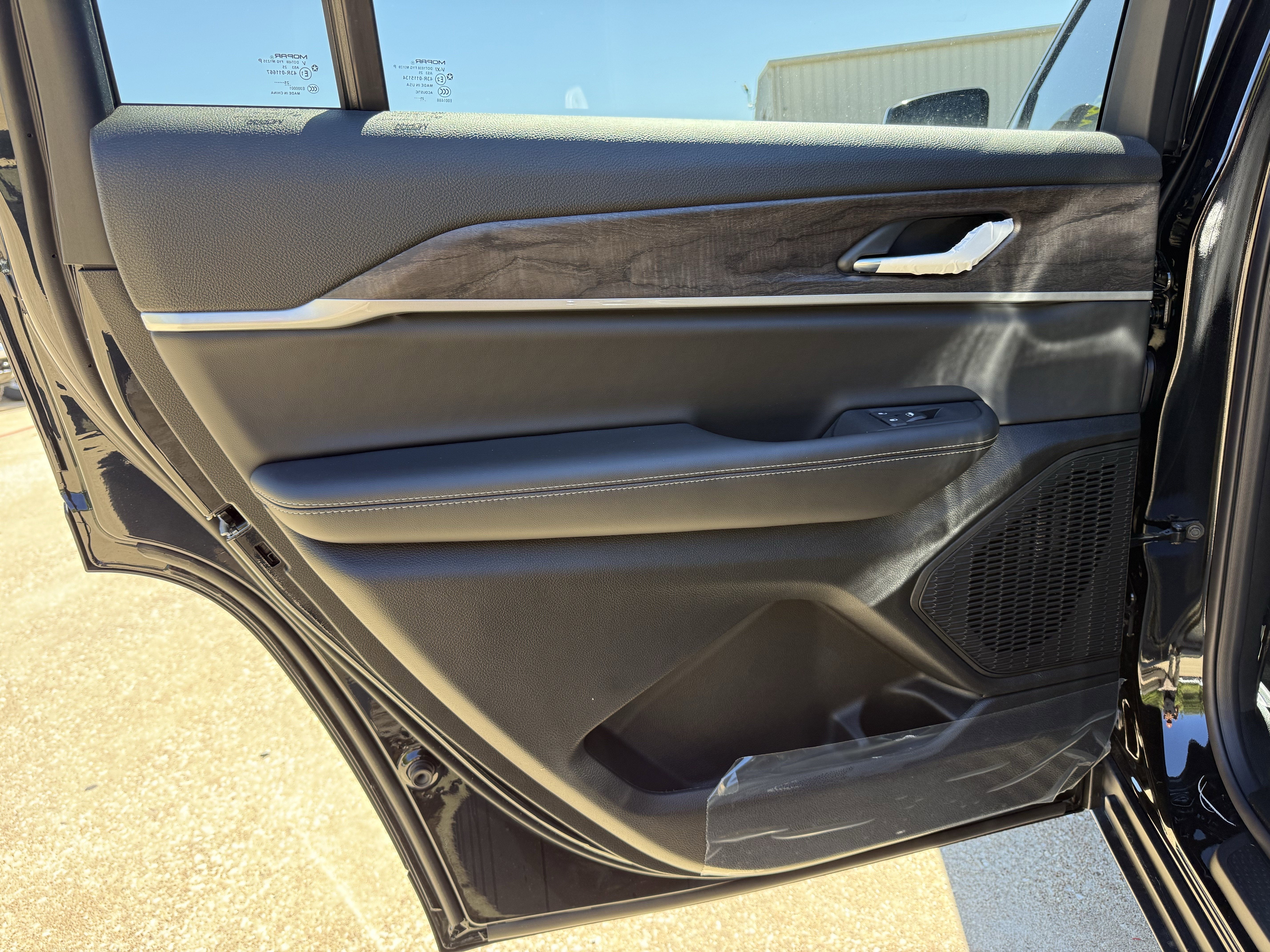 2025 Jeep Grand Cherokee L GRAND CHEROKEE L LIMITED 4X2