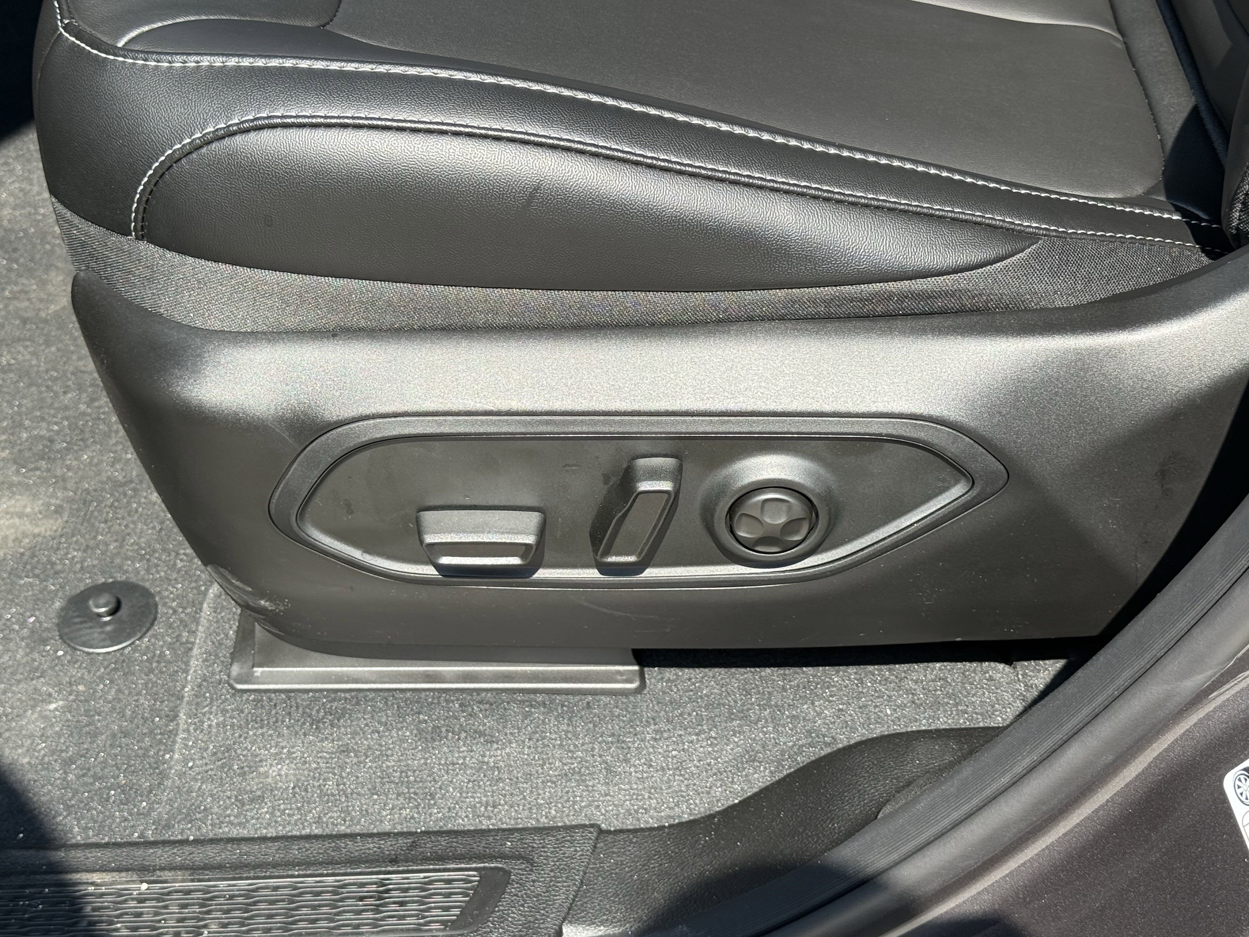 2025 Jeep Grand Cherokee L GRAND CHEROKEE L LIMITED 4X2