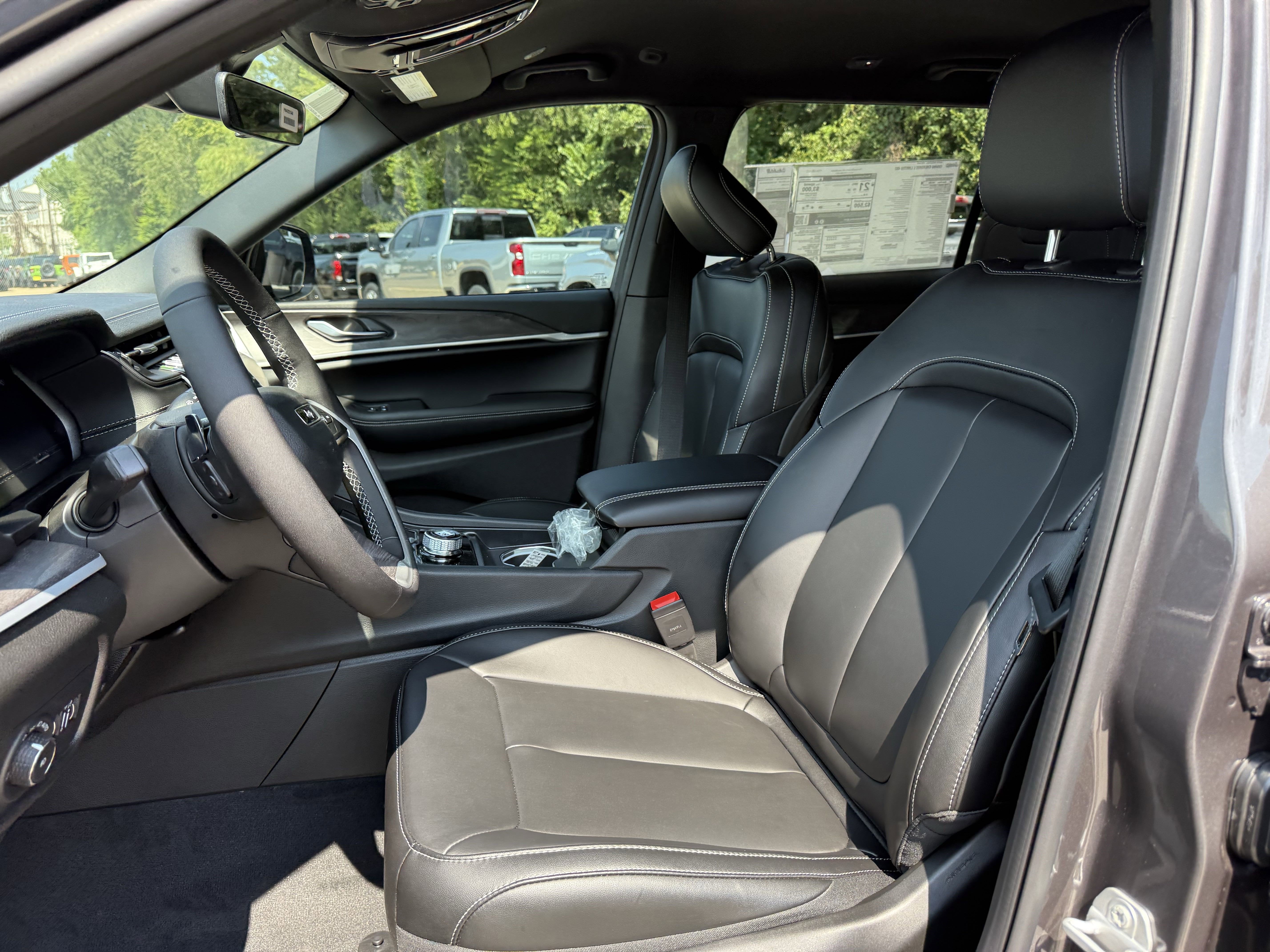 2025 Jeep Grand Cherokee L GRAND CHEROKEE L LIMITED 4X2