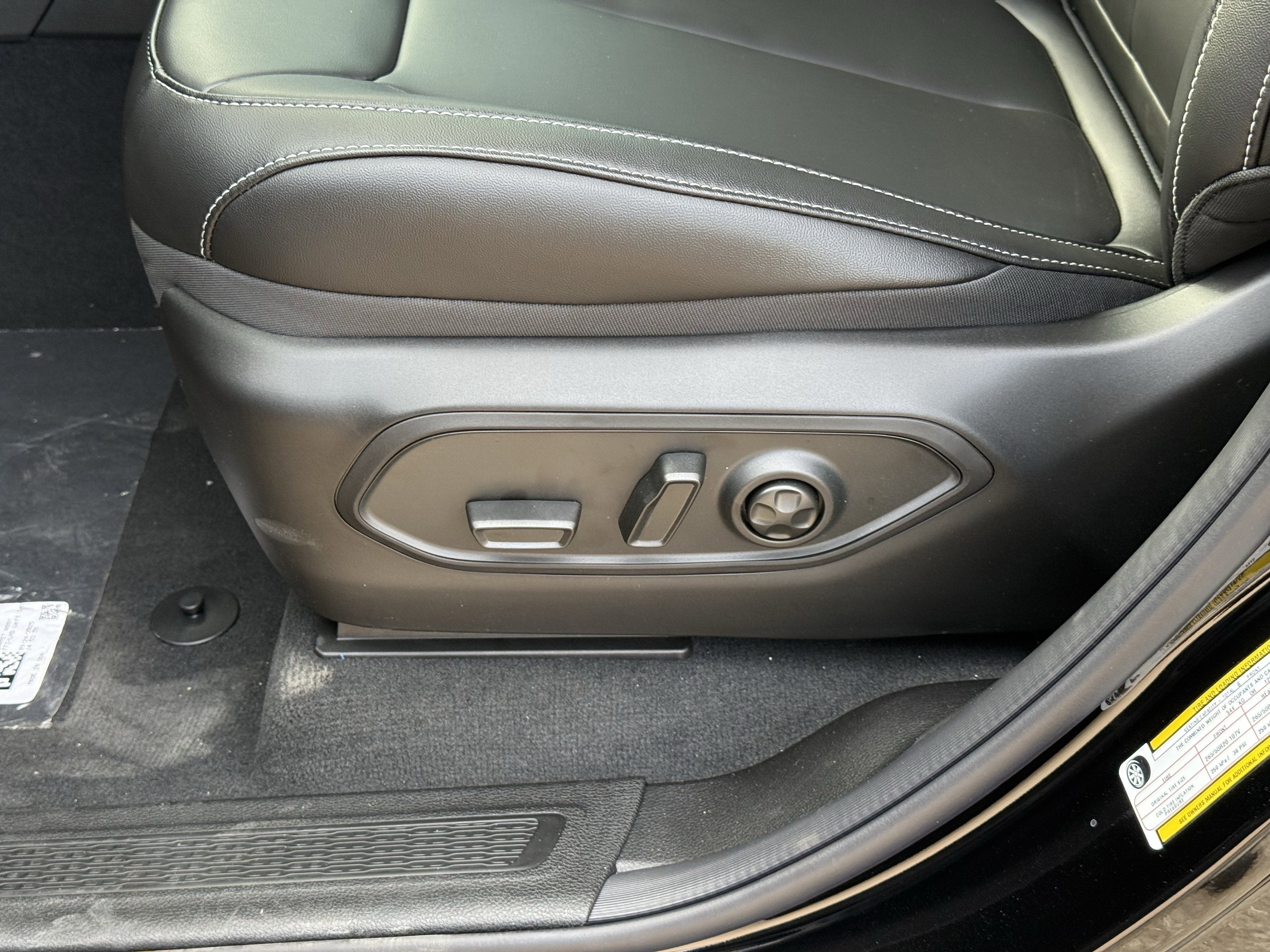 2025 Jeep Grand Cherokee L GRAND CHEROKEE L LIMITED 4X2