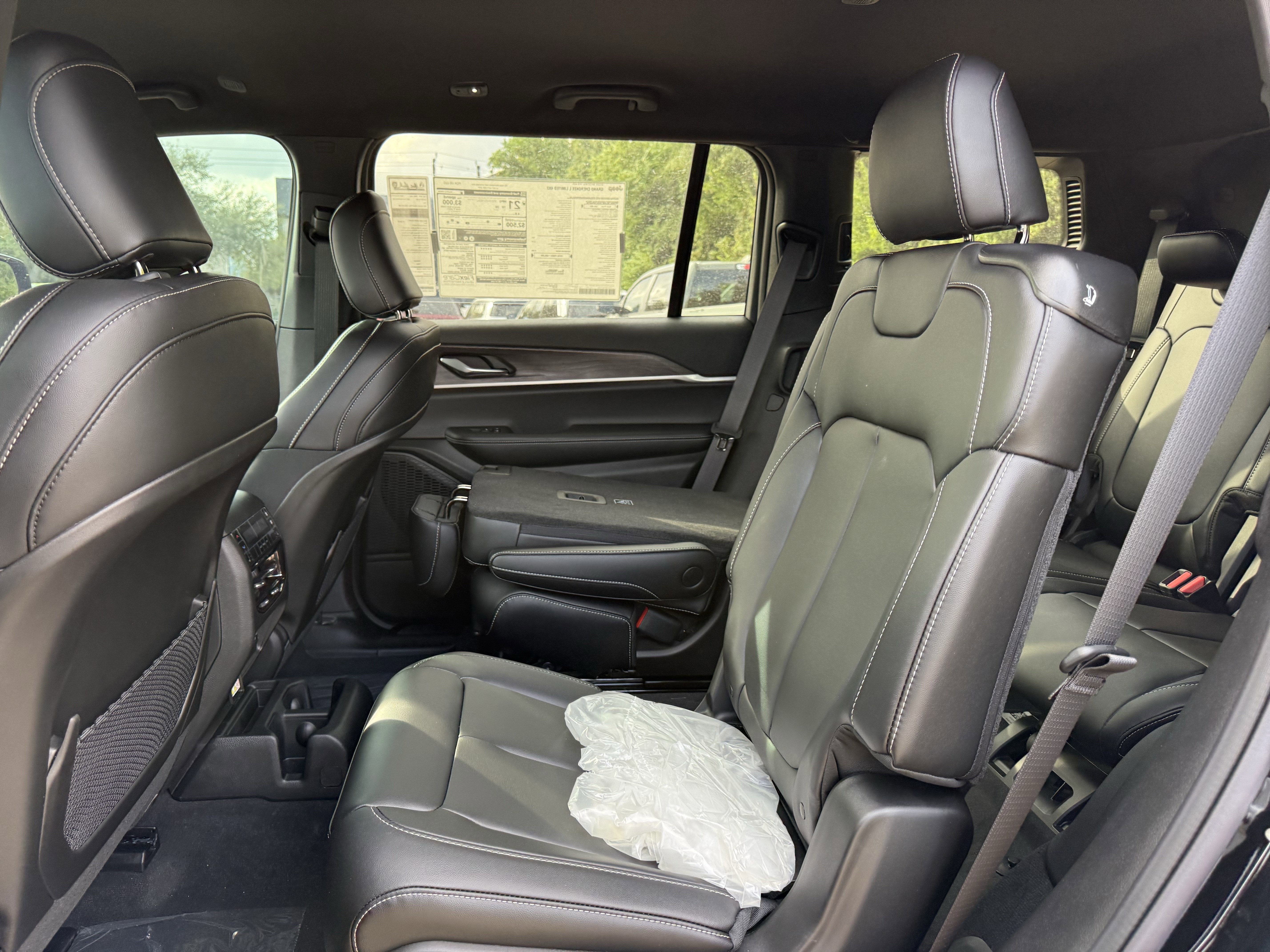 2025 Jeep Grand Cherokee L GRAND CHEROKEE L LIMITED 4X2