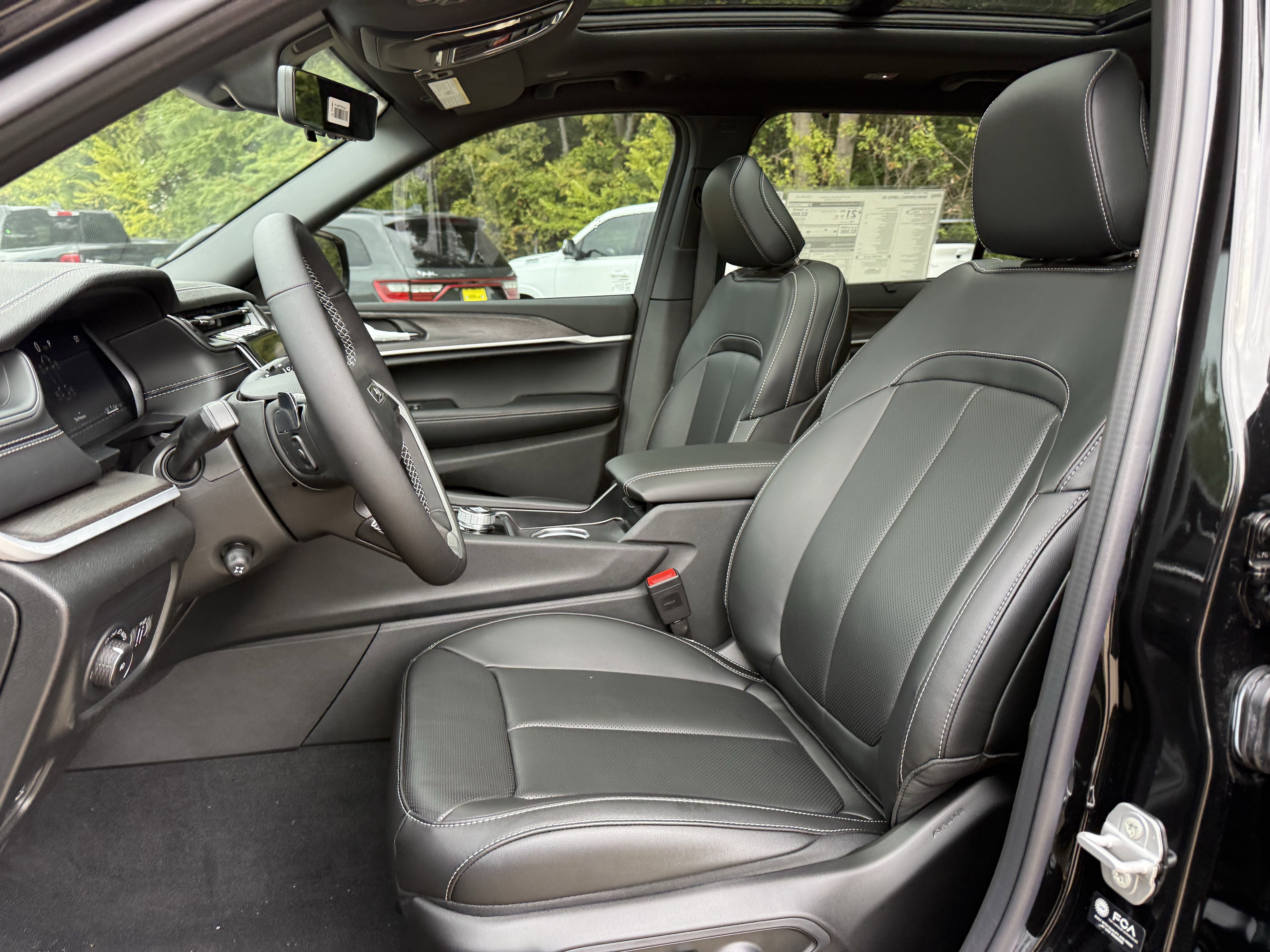 2025 Jeep Grand Cherokee L GRAND CHEROKEE L LIMITED 4X2