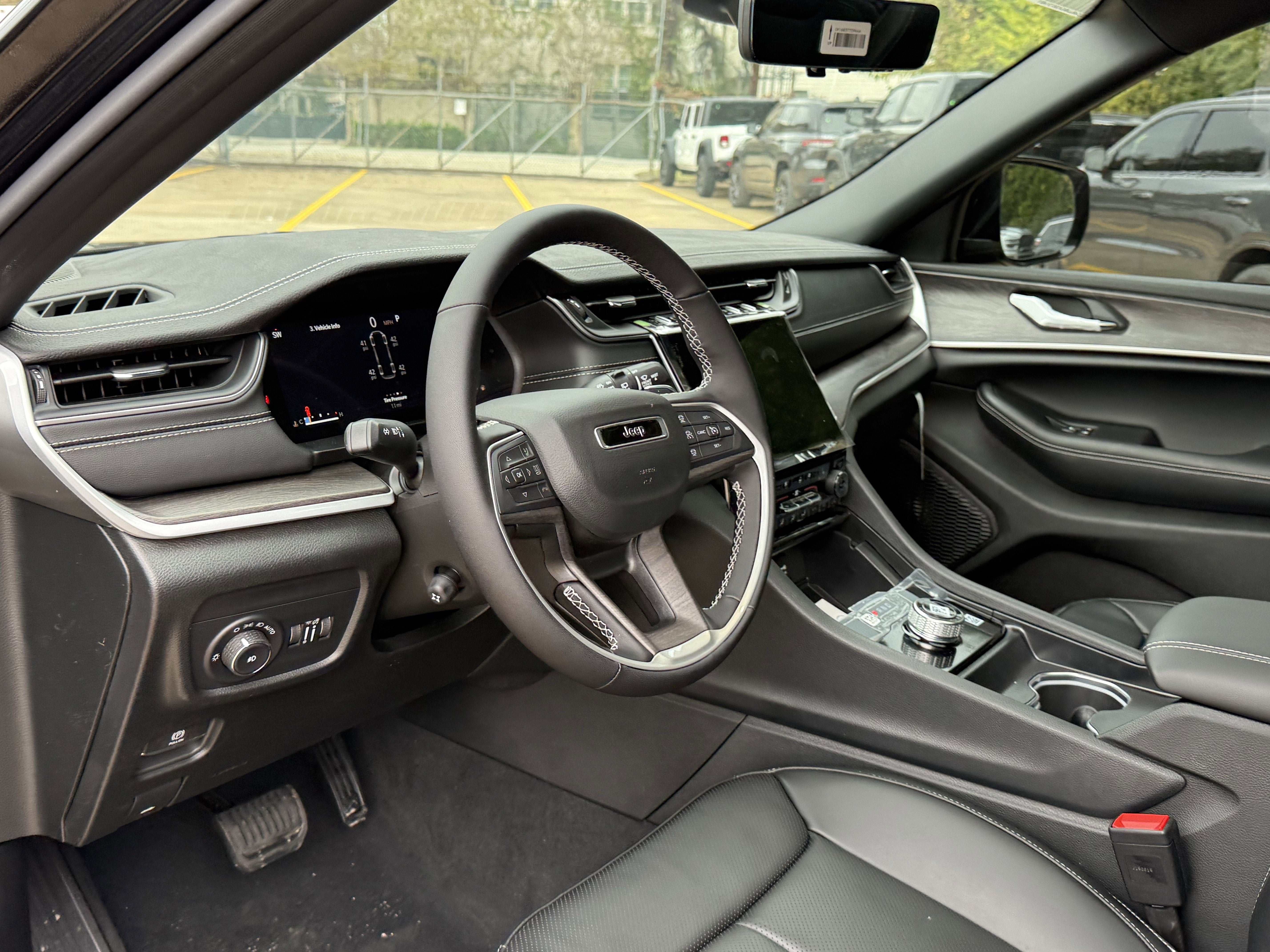 2025 Jeep Grand Cherokee L GRAND CHEROKEE L LIMITED 4X2