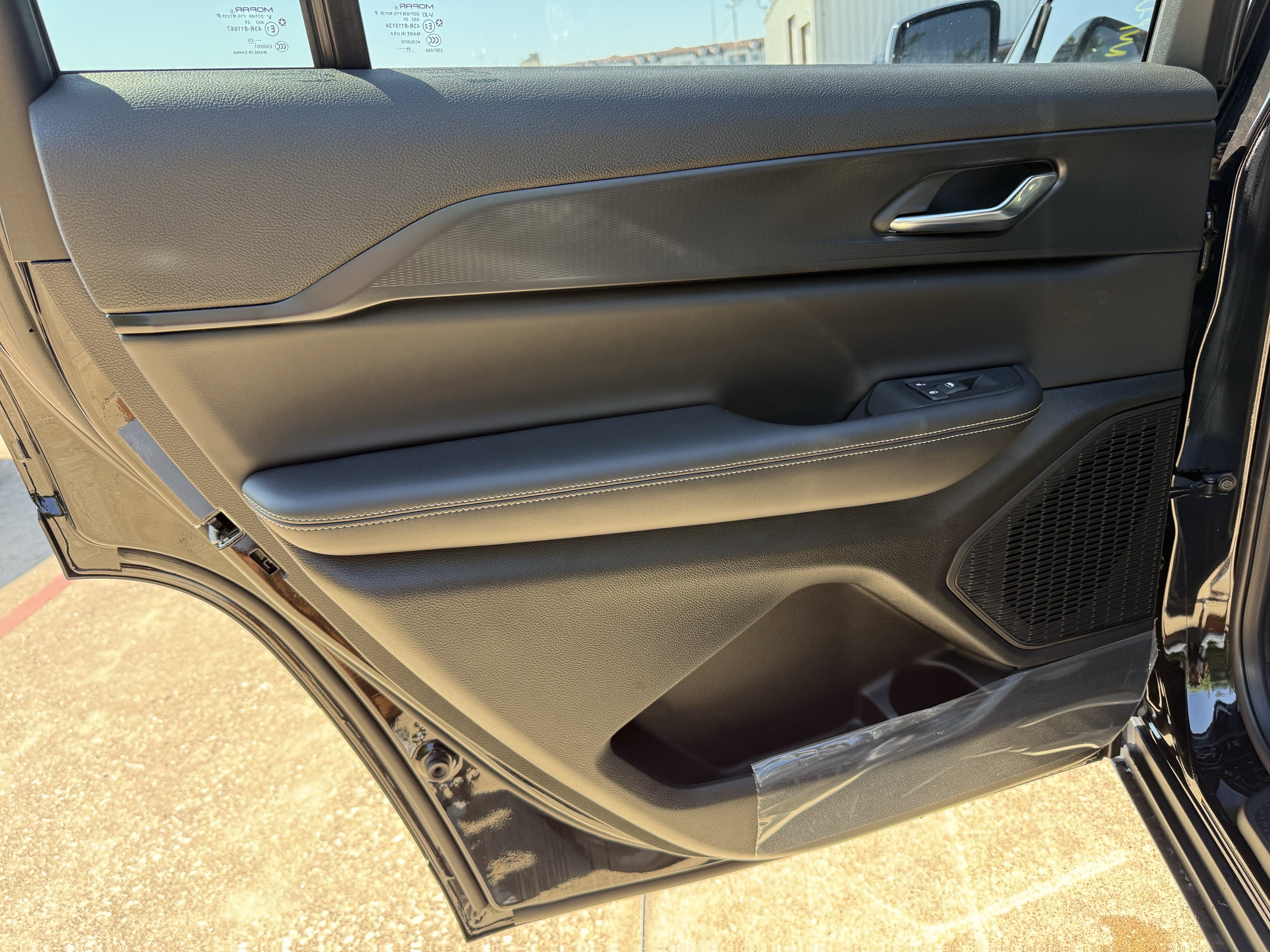 2025 Jeep Grand Cherokee L GRAND CHEROKEE L ALTITUDE X 4X4