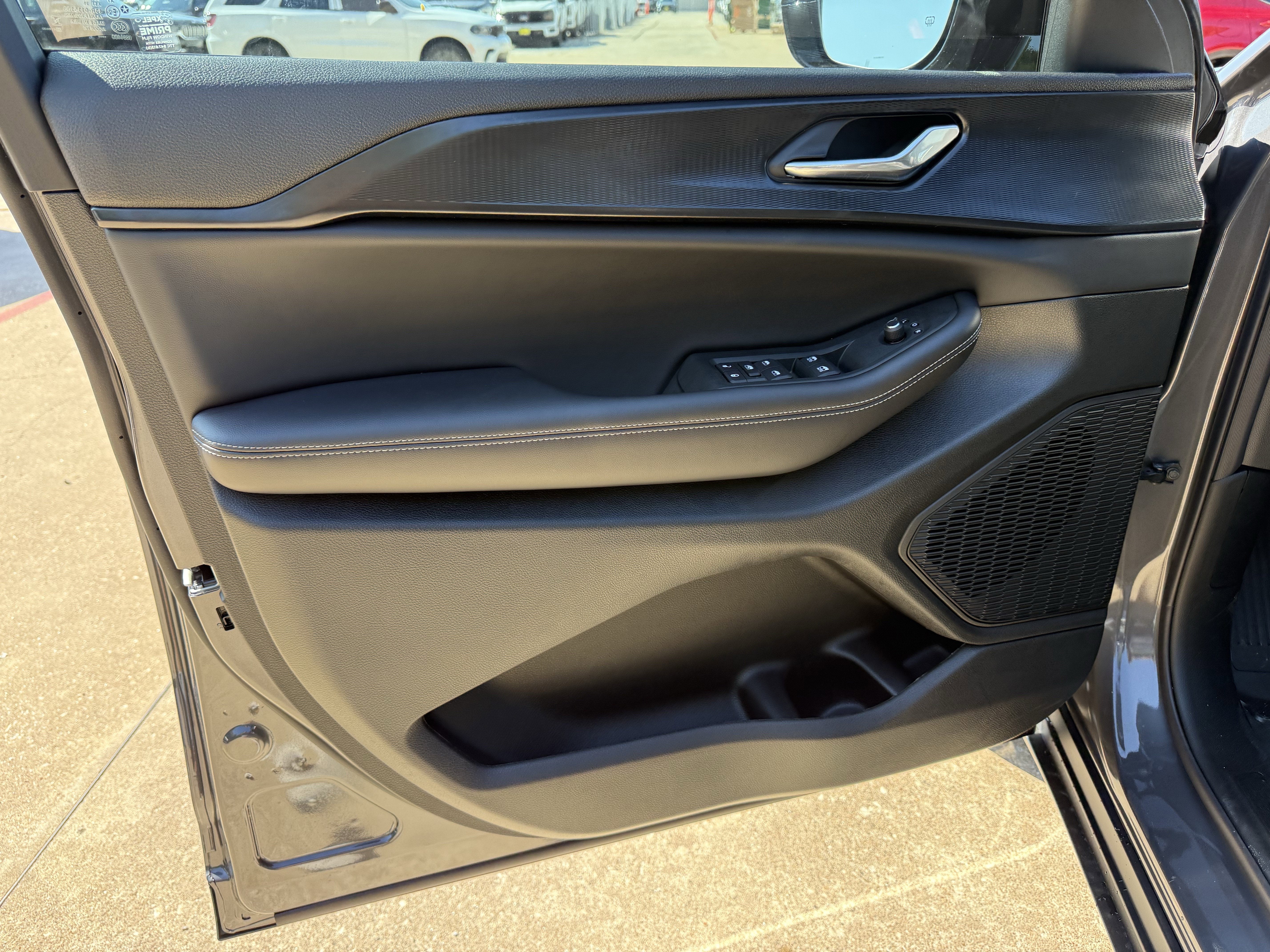 2025 Jeep Grand Cherokee L GRAND CHEROKEE L ALTITUDE X 4X4