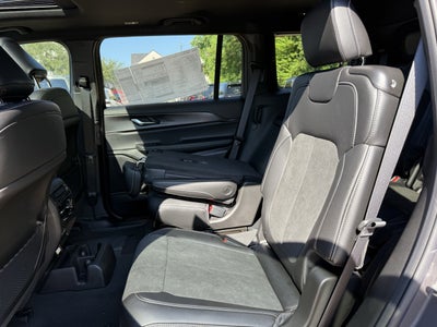 2025 Jeep Grand Cherokee L GRAND CHEROKEE L ALTITUDE X 4X4