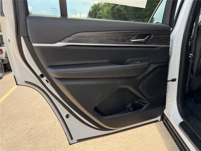 2026 Jeep Grand Cherokee L Laredo Altitude