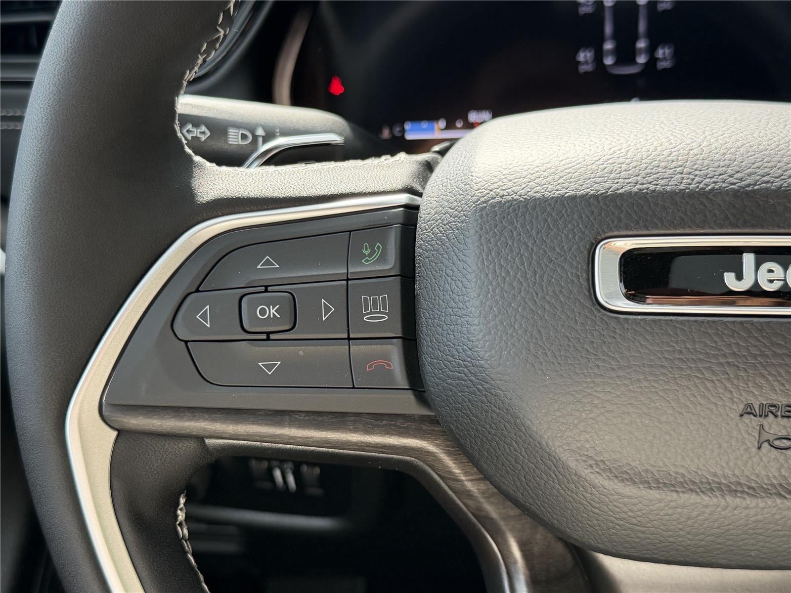 2026 Jeep Grand Cherokee L Laredo Altitude