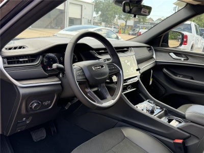 2026 Jeep Grand Cherokee L Laredo Altitude