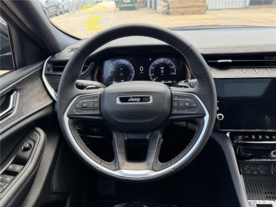 2026 Jeep Grand Cherokee L Laredo Altitude