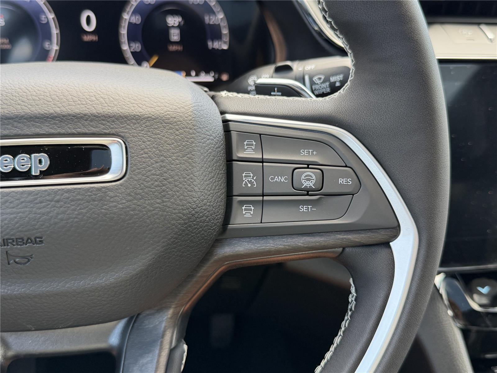 2026 Jeep Grand Cherokee L Laredo Altitude