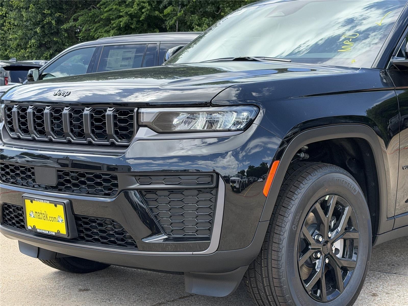 2026 Jeep Grand Cherokee L Laredo Altitude