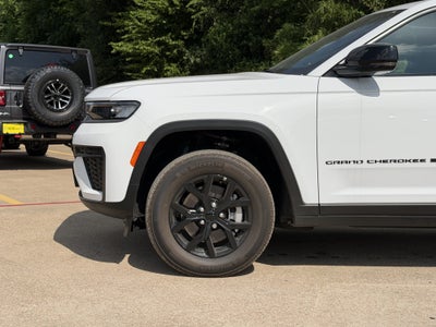 2026 Jeep GRAND CHEROKEE LARE