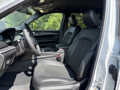 2026 Jeep GRAND CHEROKEE LARE