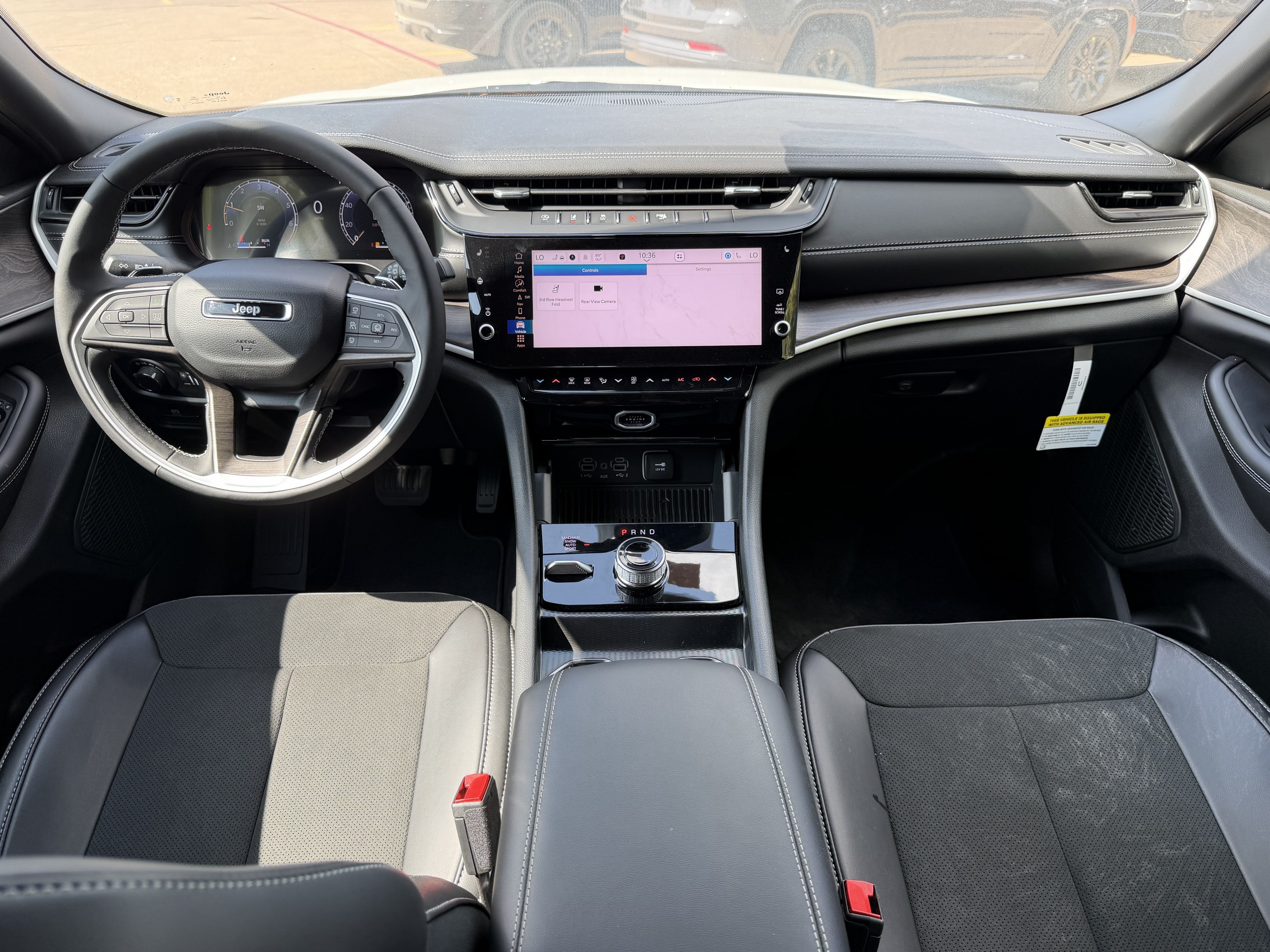2026 Jeep GRAND CHEROKEE LARE