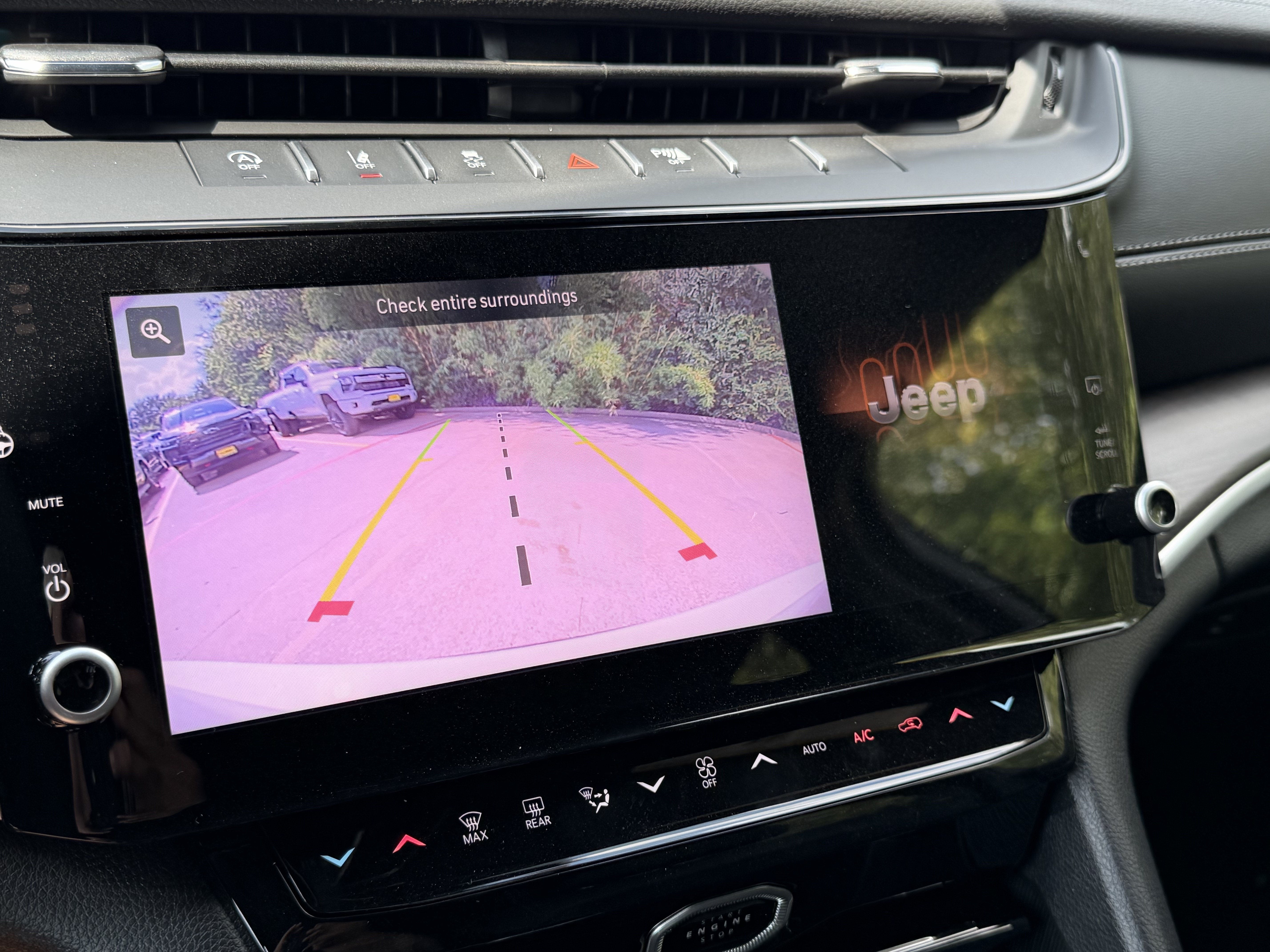2026 Jeep GRAND CHEROKEE LARE