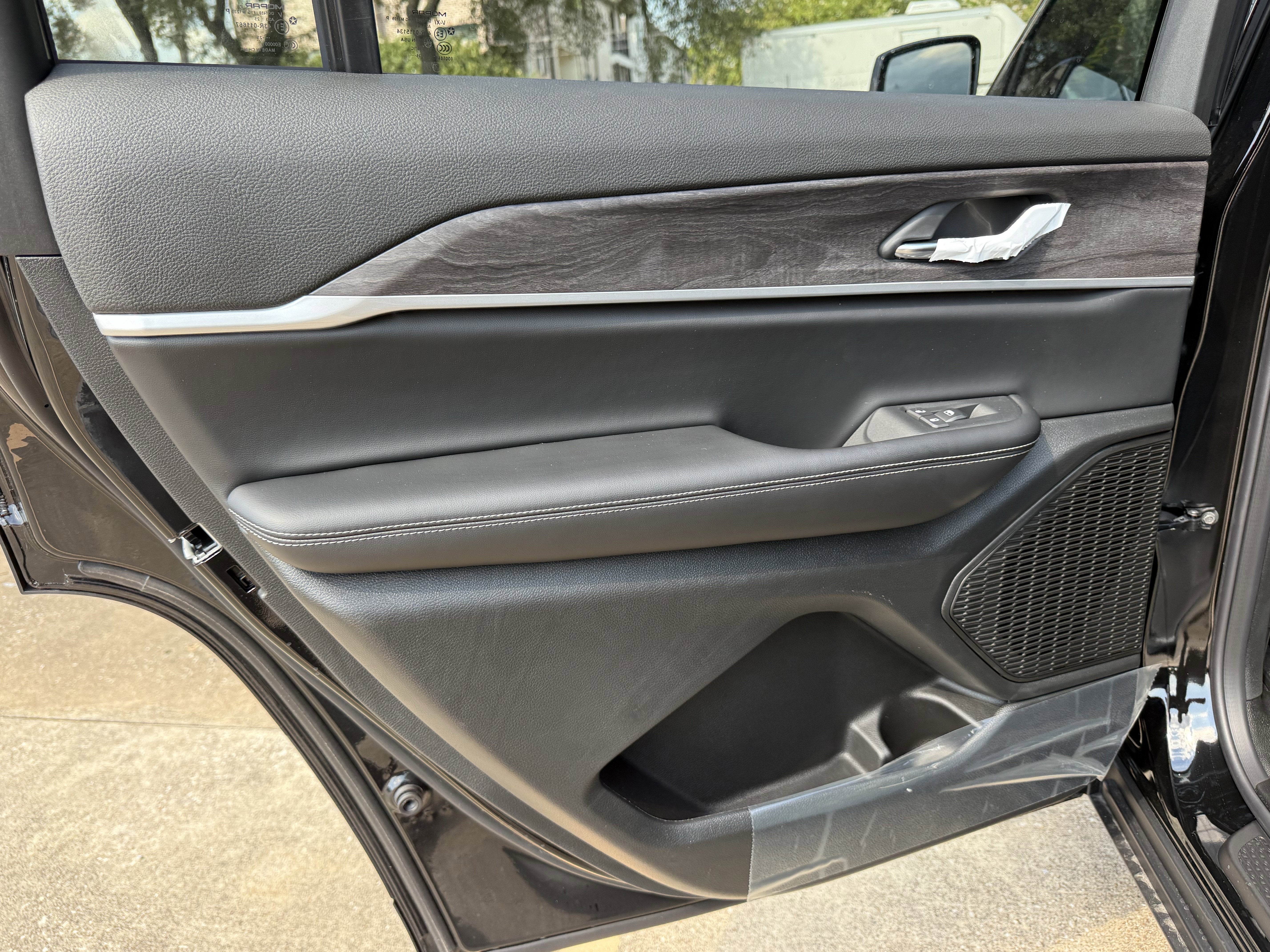 2025 Jeep Grand Cherokee L GRAND CHEROKEE L LIMITED 4X4