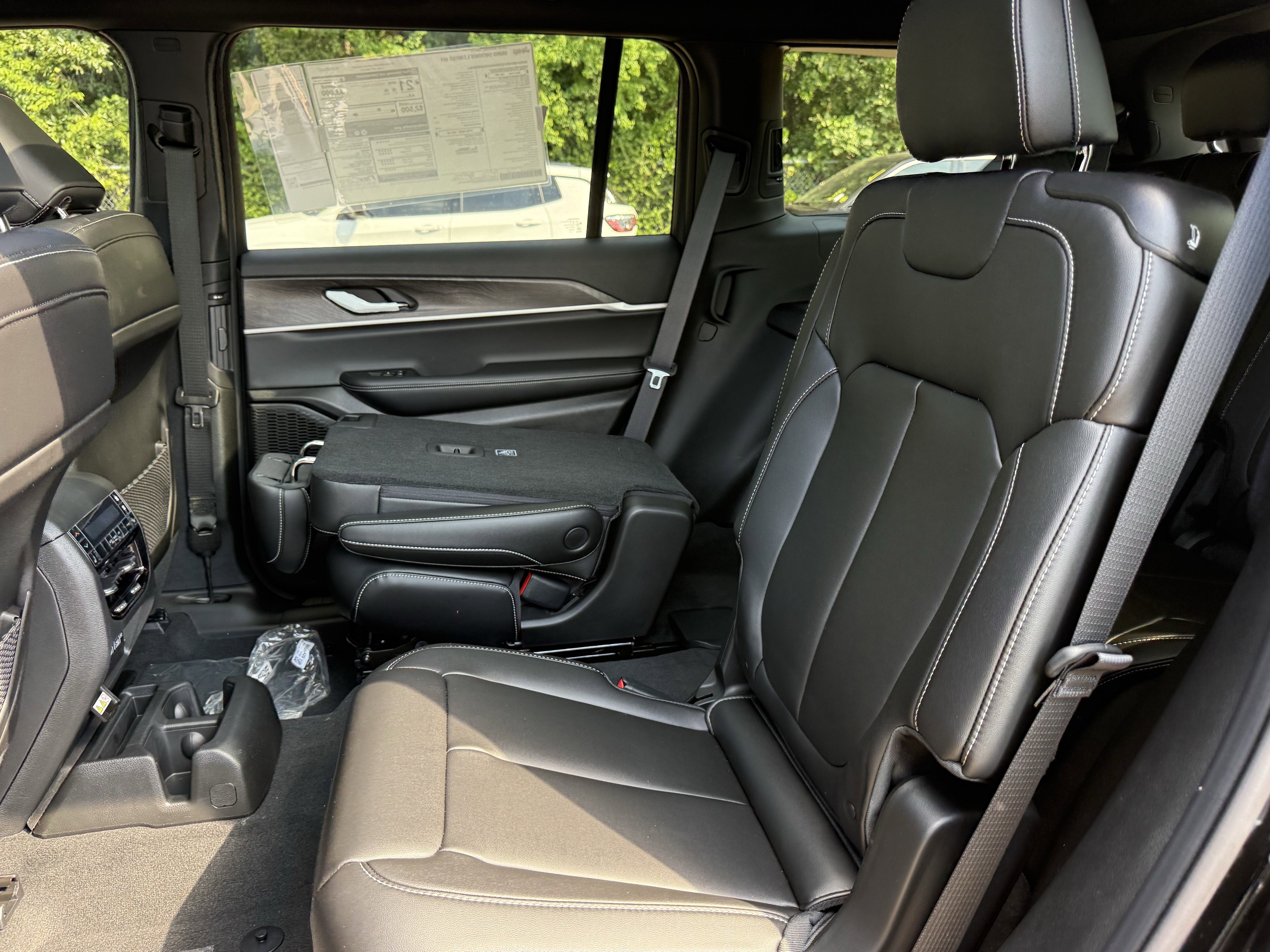 2025 Jeep Grand Cherokee L GRAND CHEROKEE L LIMITED 4X4